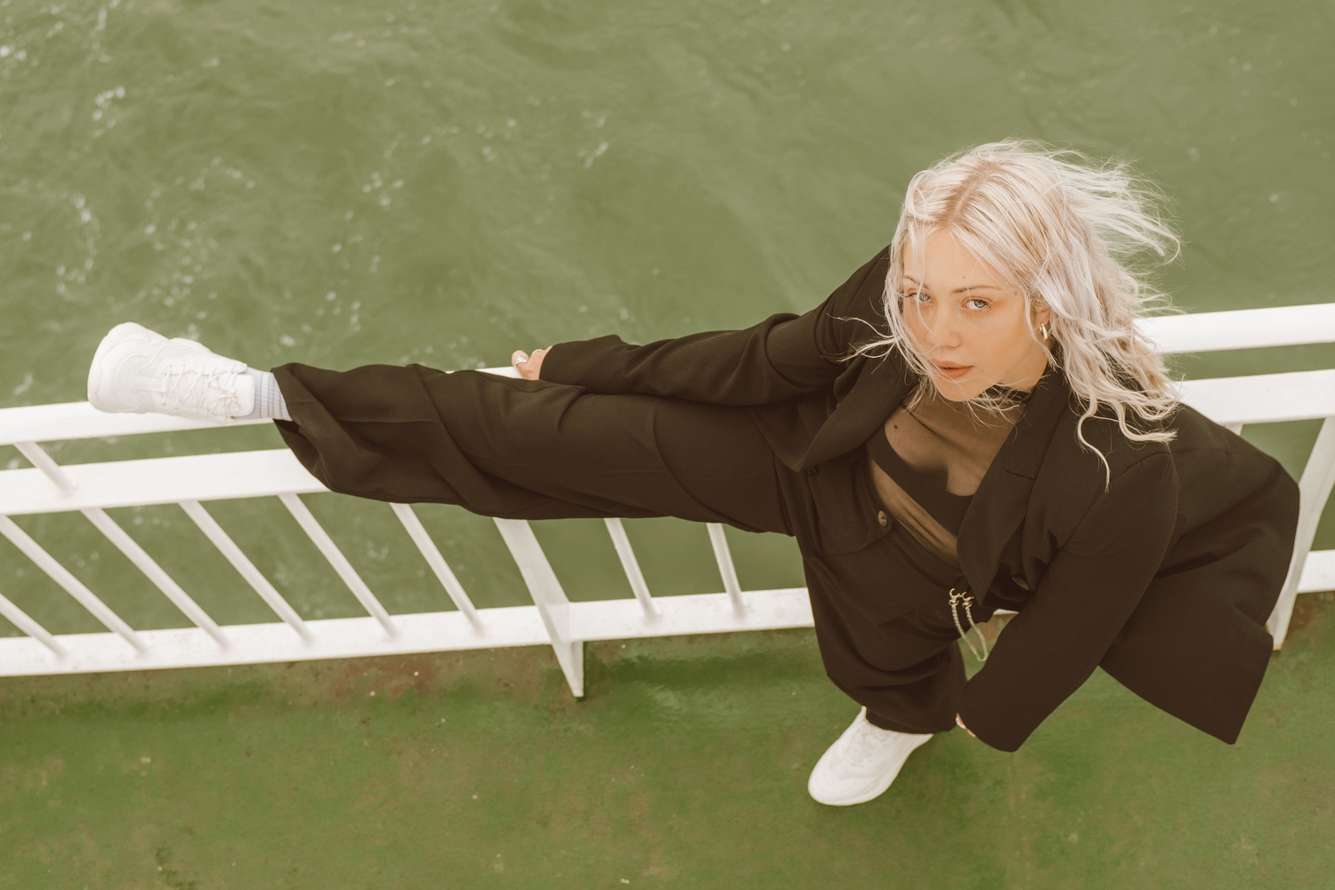 Lauran Hibberd offers up new bop ‘Boy Bye’