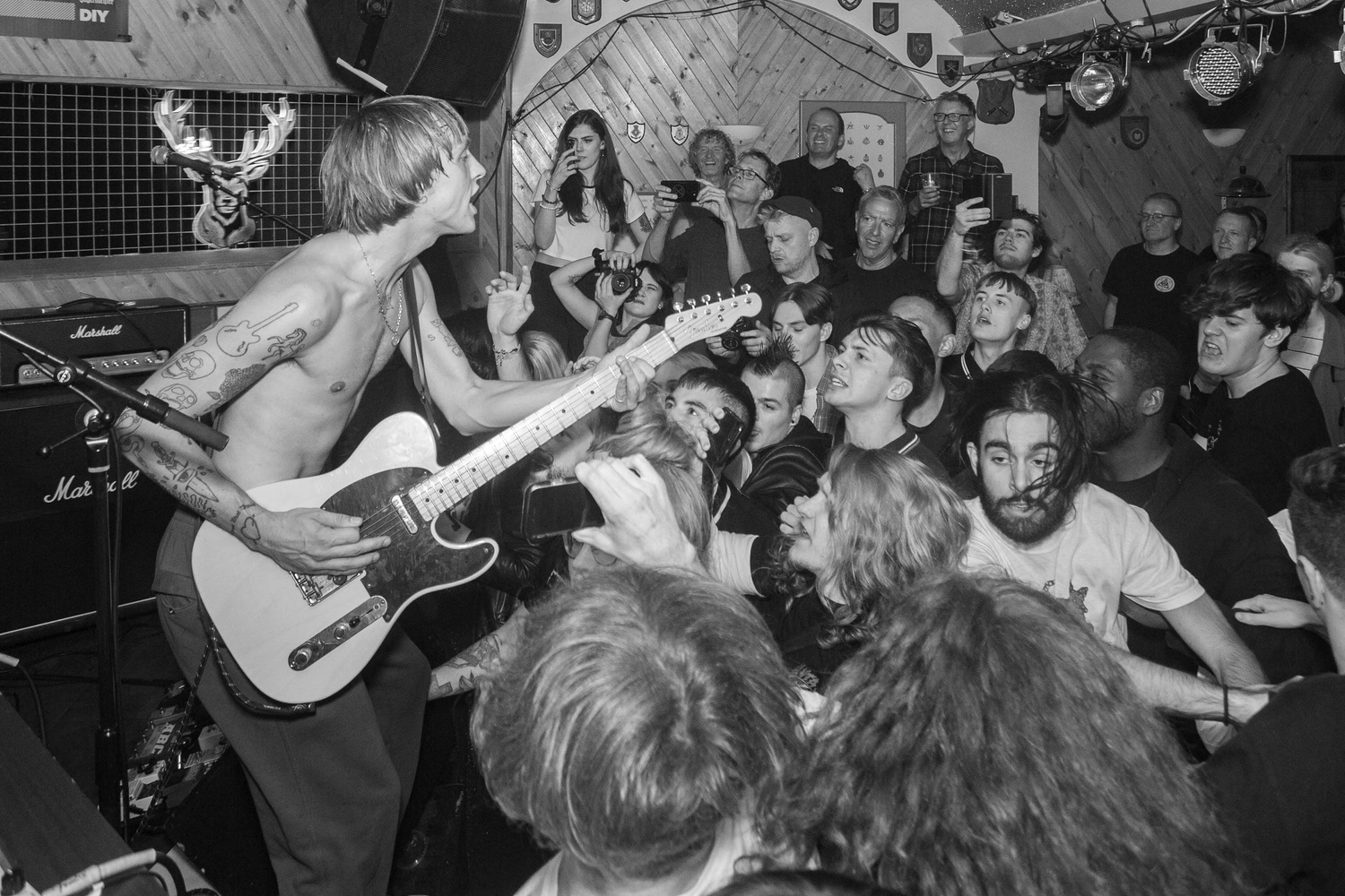 Lady Bird bring big energy and a piano sing-along to Moth Club for Jäger Curtain Call