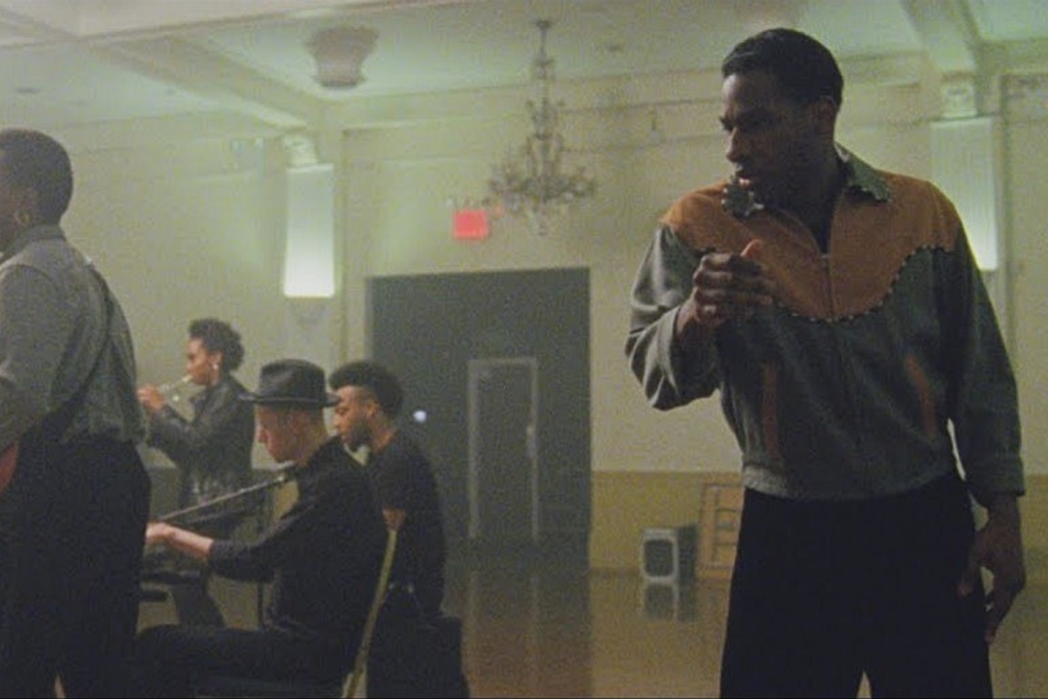 Leon Bridges gets dancing in the video for ‘Bad Bad News’