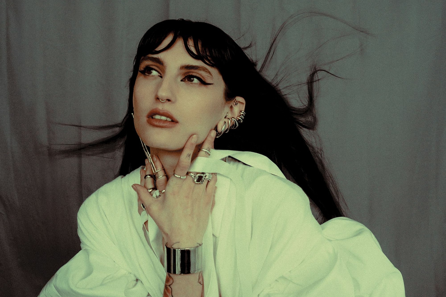 Lucia & The Best Boys return with new track ‘When You Dress Up’