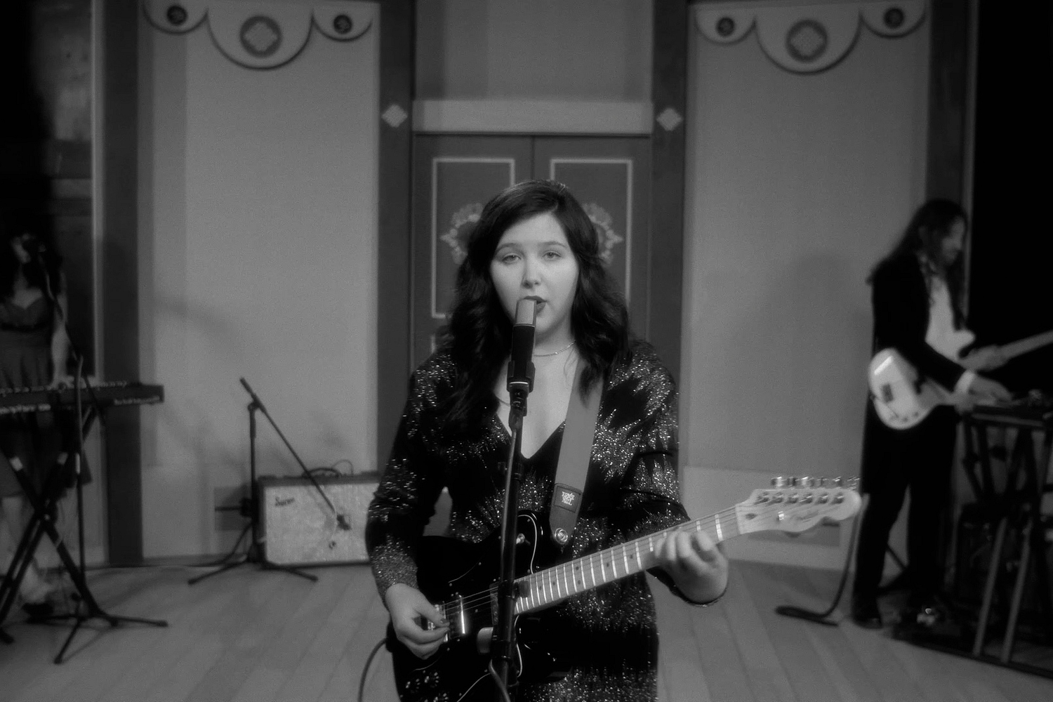 Lucy Dacus performs ‘Brando’ on Jimmy Kimmel