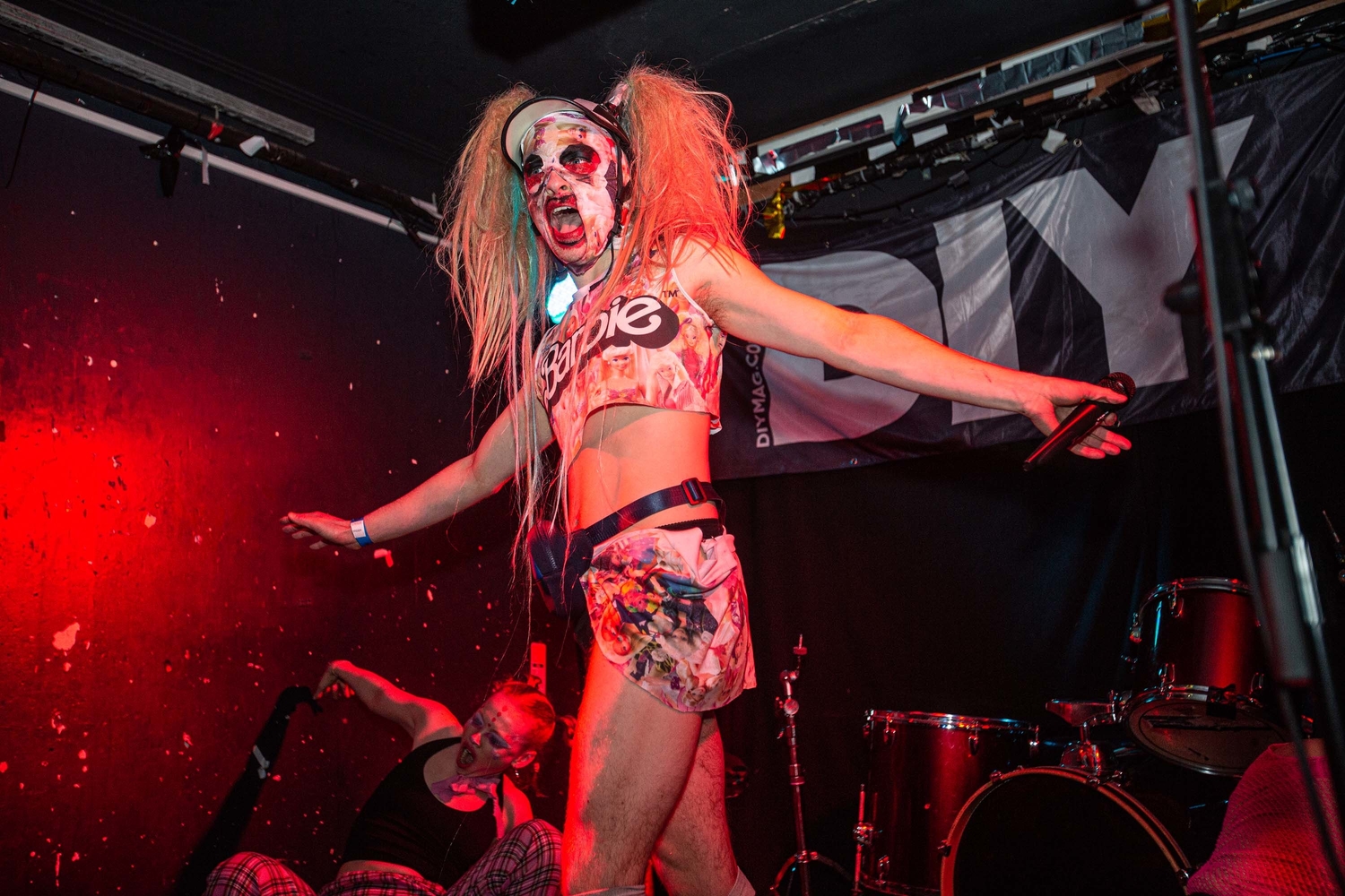 Lynks Afrikka sees off Hello 2020 with a big, bizarre bang