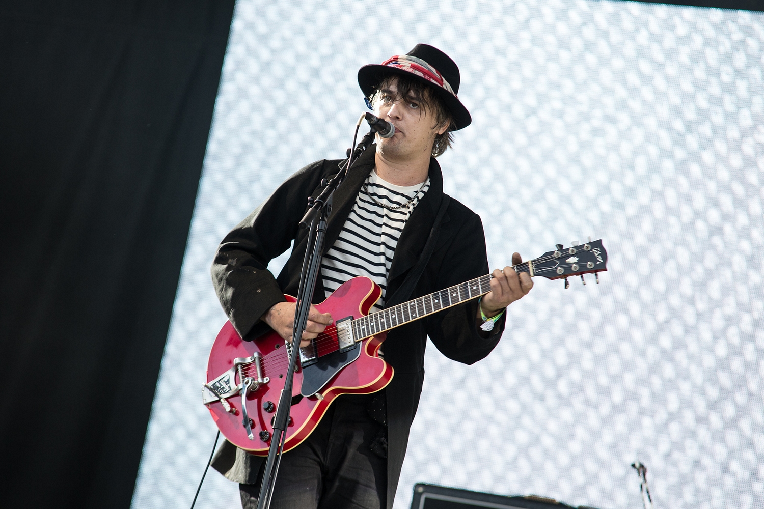 The Libertines play secret Pyramid Stage set at Glastonbury 2015
