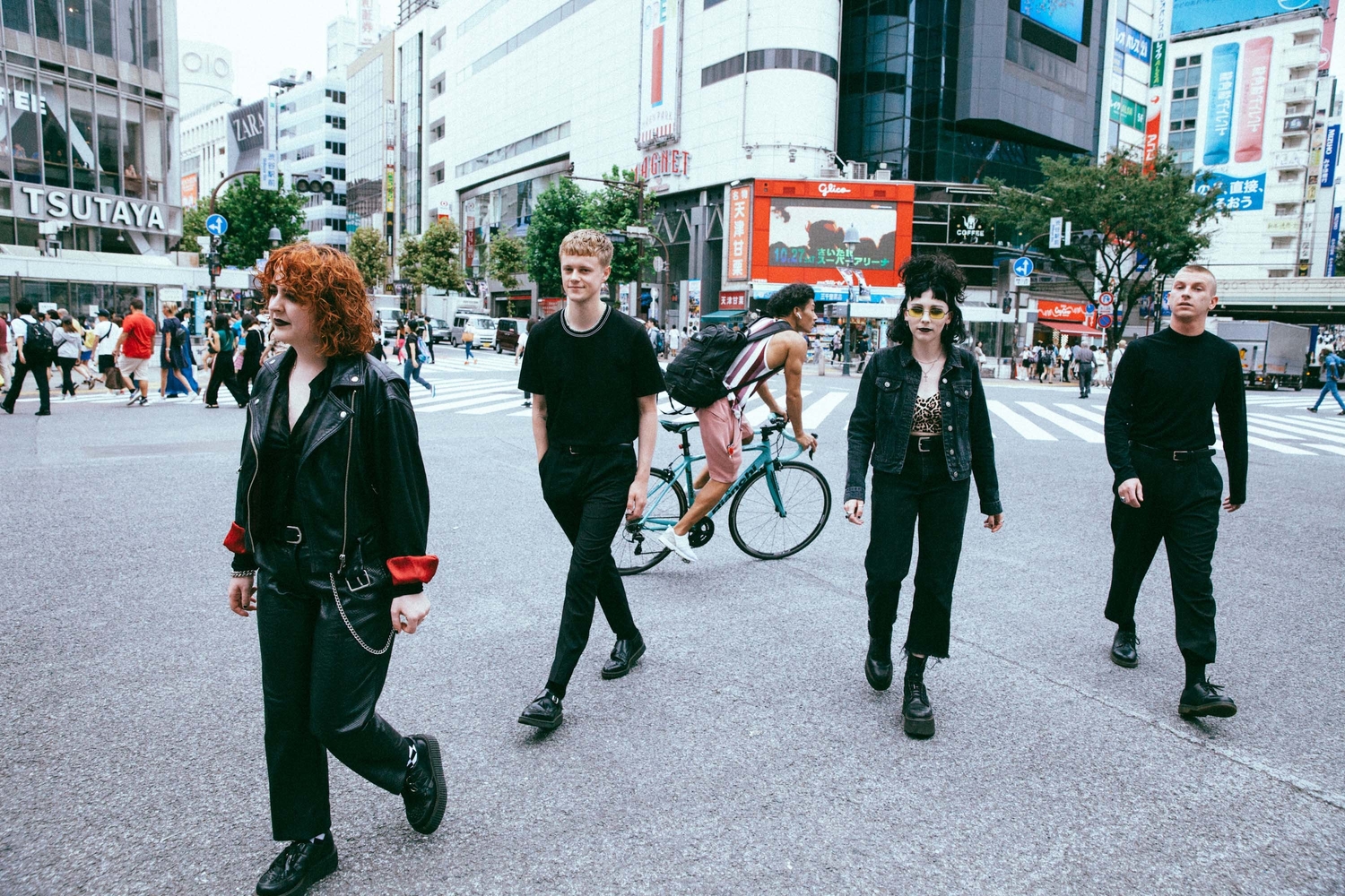 Mind Control: Pale Waves