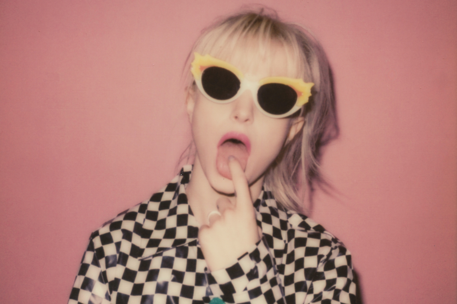 Hayley Williams – Simmer Lyrics