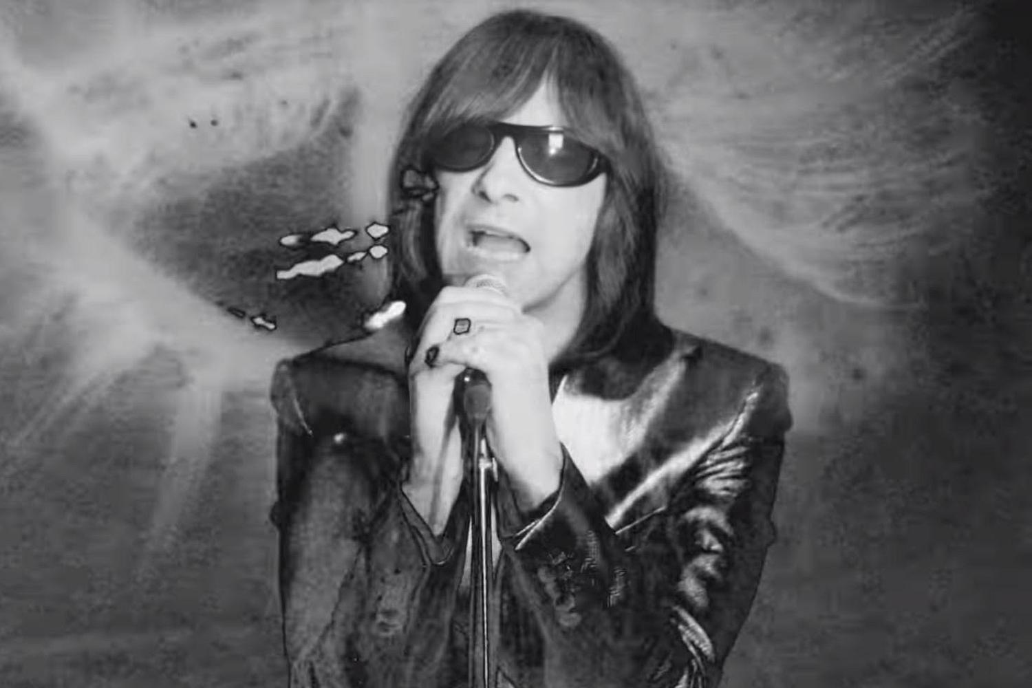 Primal Scream share video for 1986 track 'Velocity Girl' • News