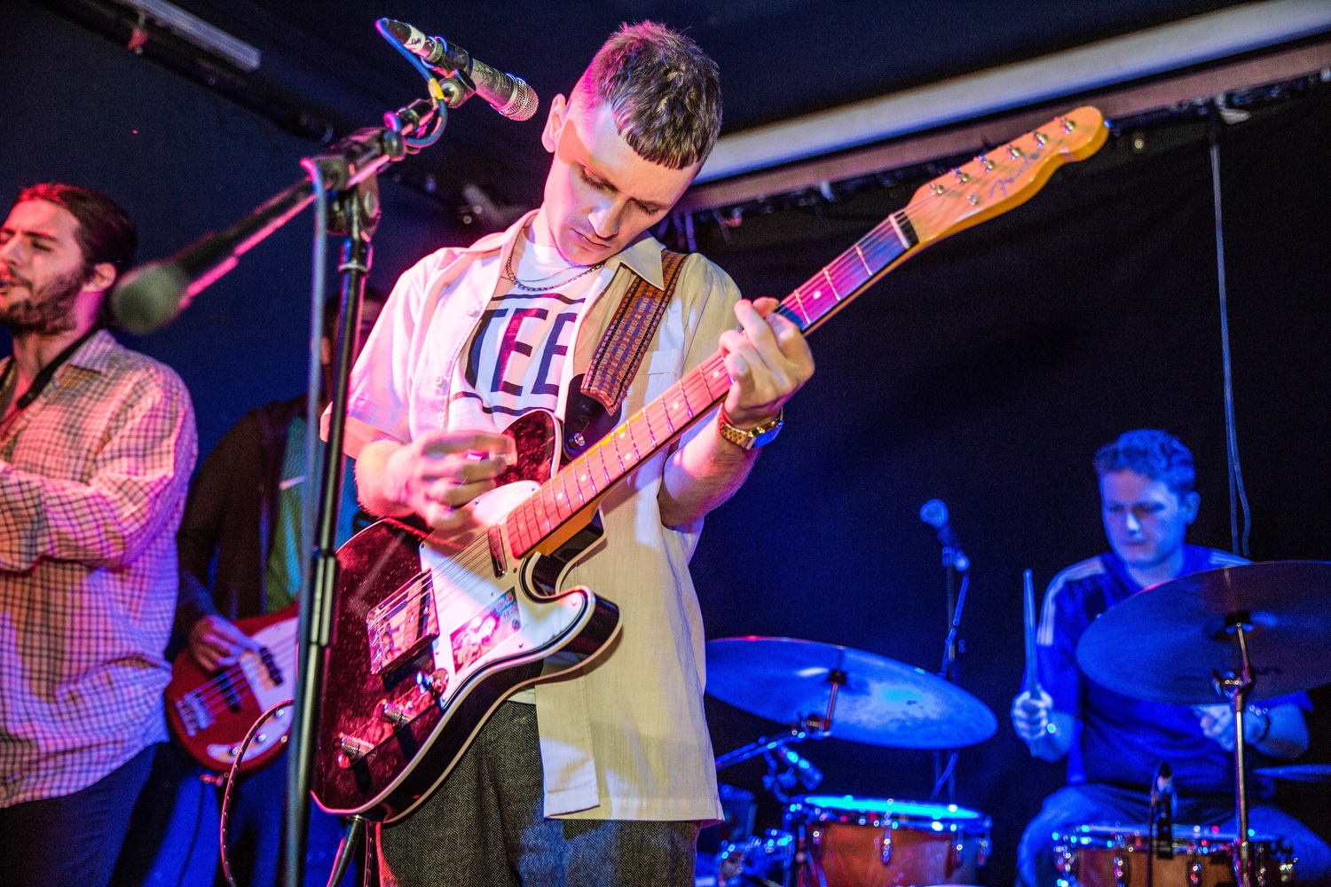 Swimming Tapes & Girl Ray opt for escapism at Hello 2017