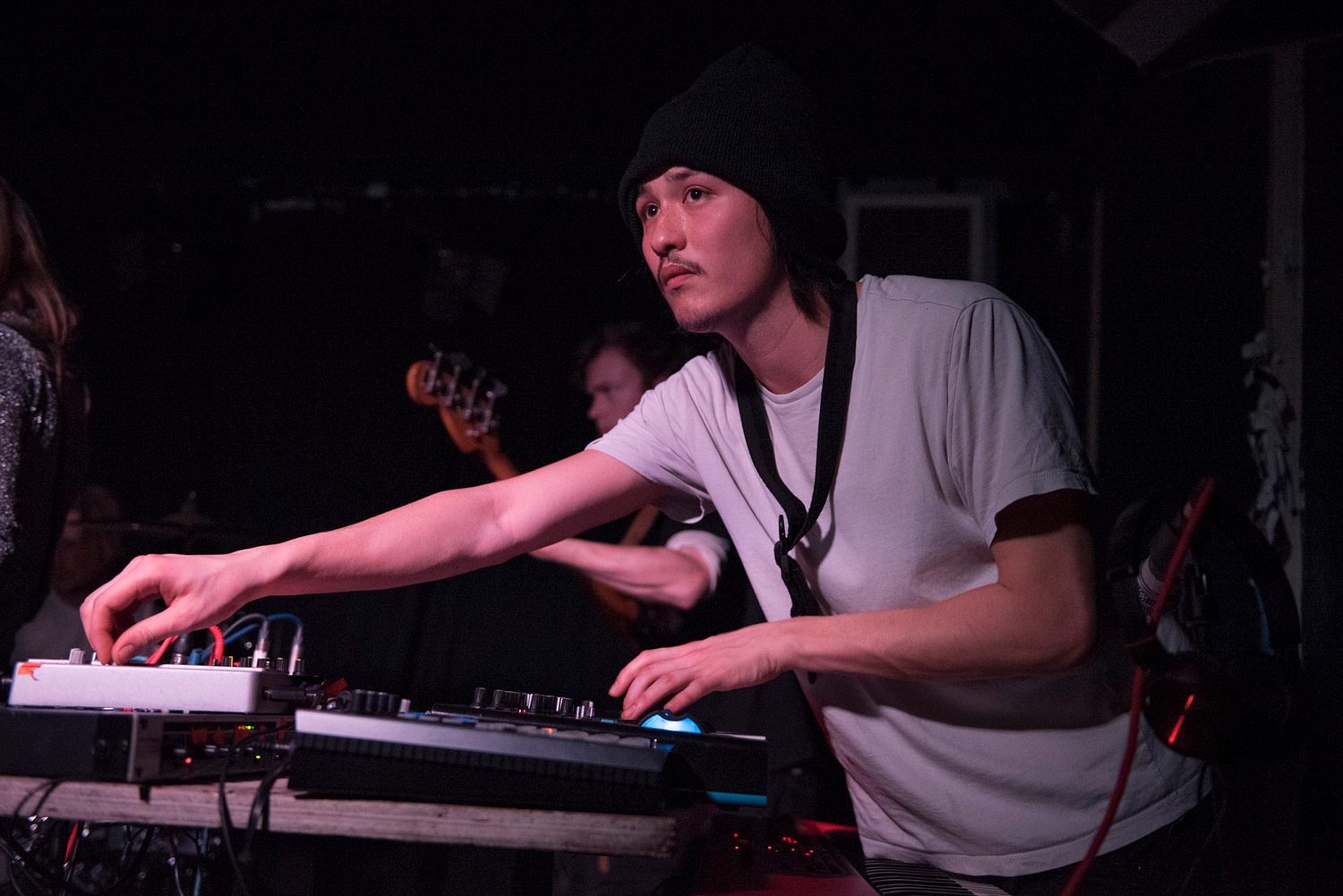 Pumarosa and Bo Rocha sip on magic potion at The Great Escape