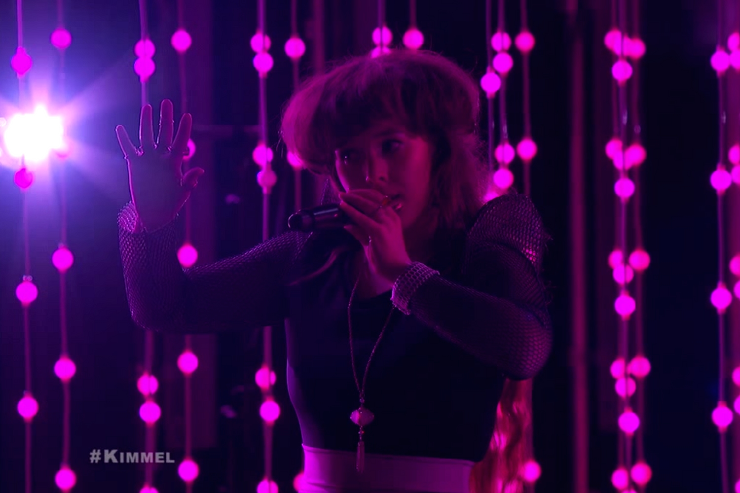 Purity Ring perform 'Begin Again' on Jimmy Kimmel