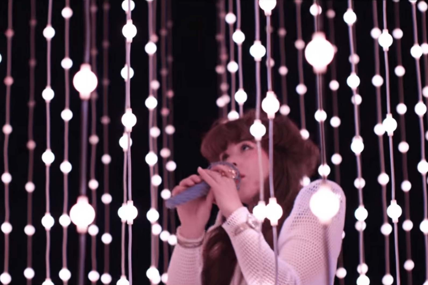 Purity Ring air ‘heartsigh’ video