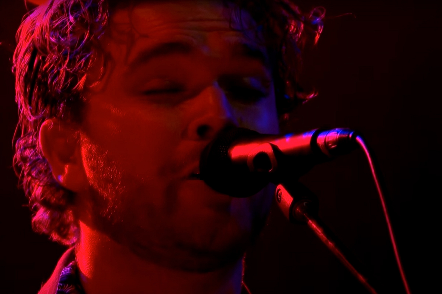 Royal Blood bring thunderous 'Figure It Out' to The Late Late Show