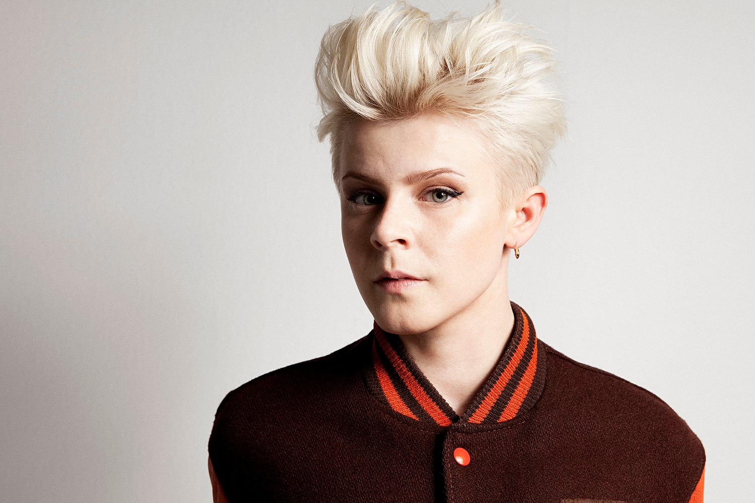 Robyn & La Bagatelle Magique share debut track ‘Love Is Free’