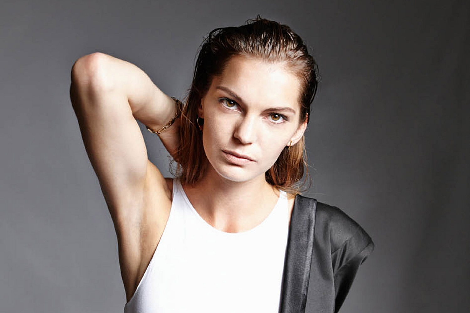 Rosie Lowe and Rae Morris to talk at DICE’s Girls Music Day