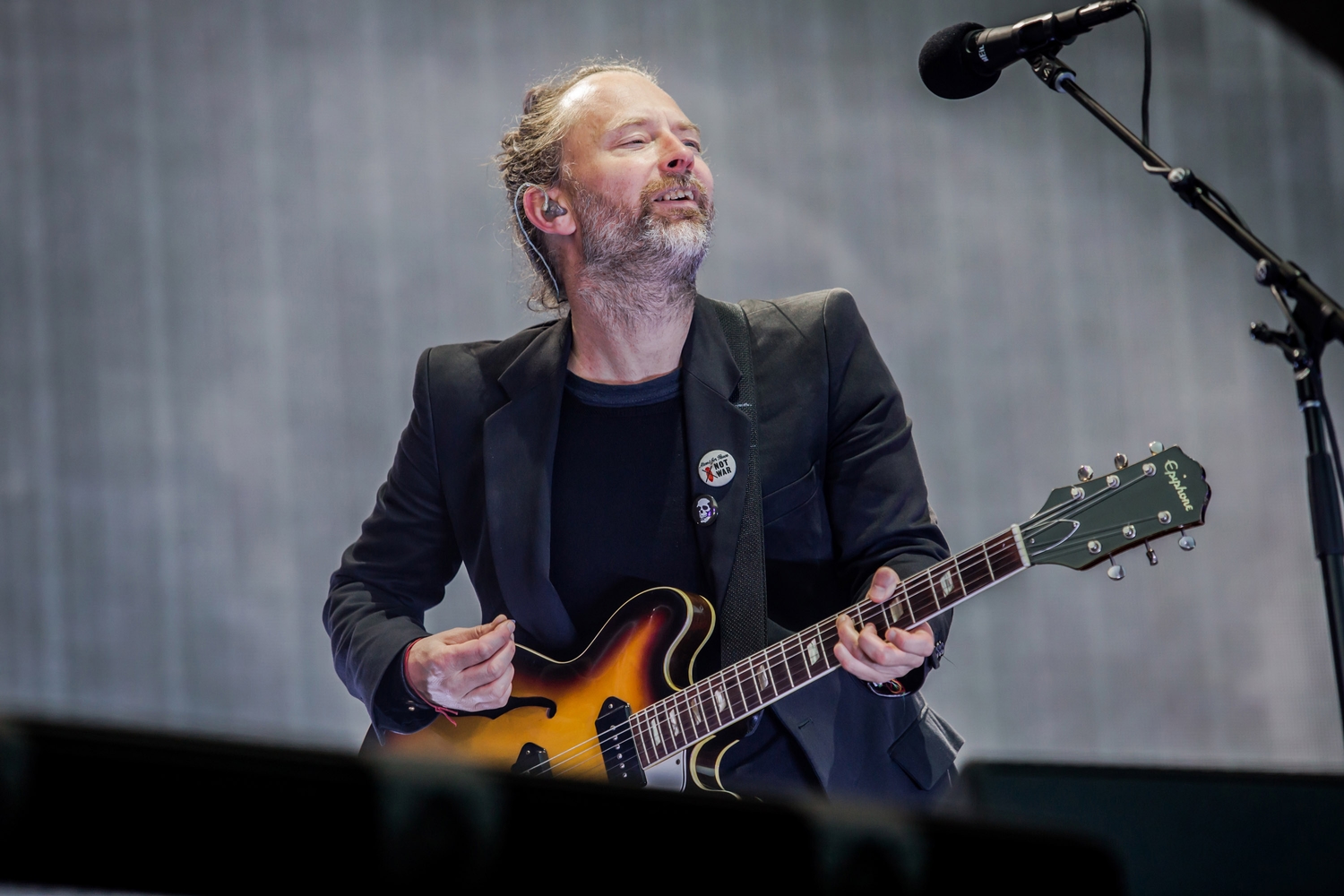 Radiohead play Toronto for first time since stage collapse, hold silence for drum tech Scott Johnson
