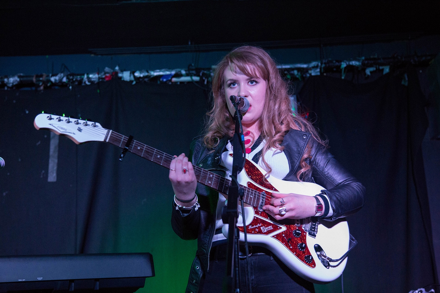 Weyes Blood plays breathtaking DIY Presents show