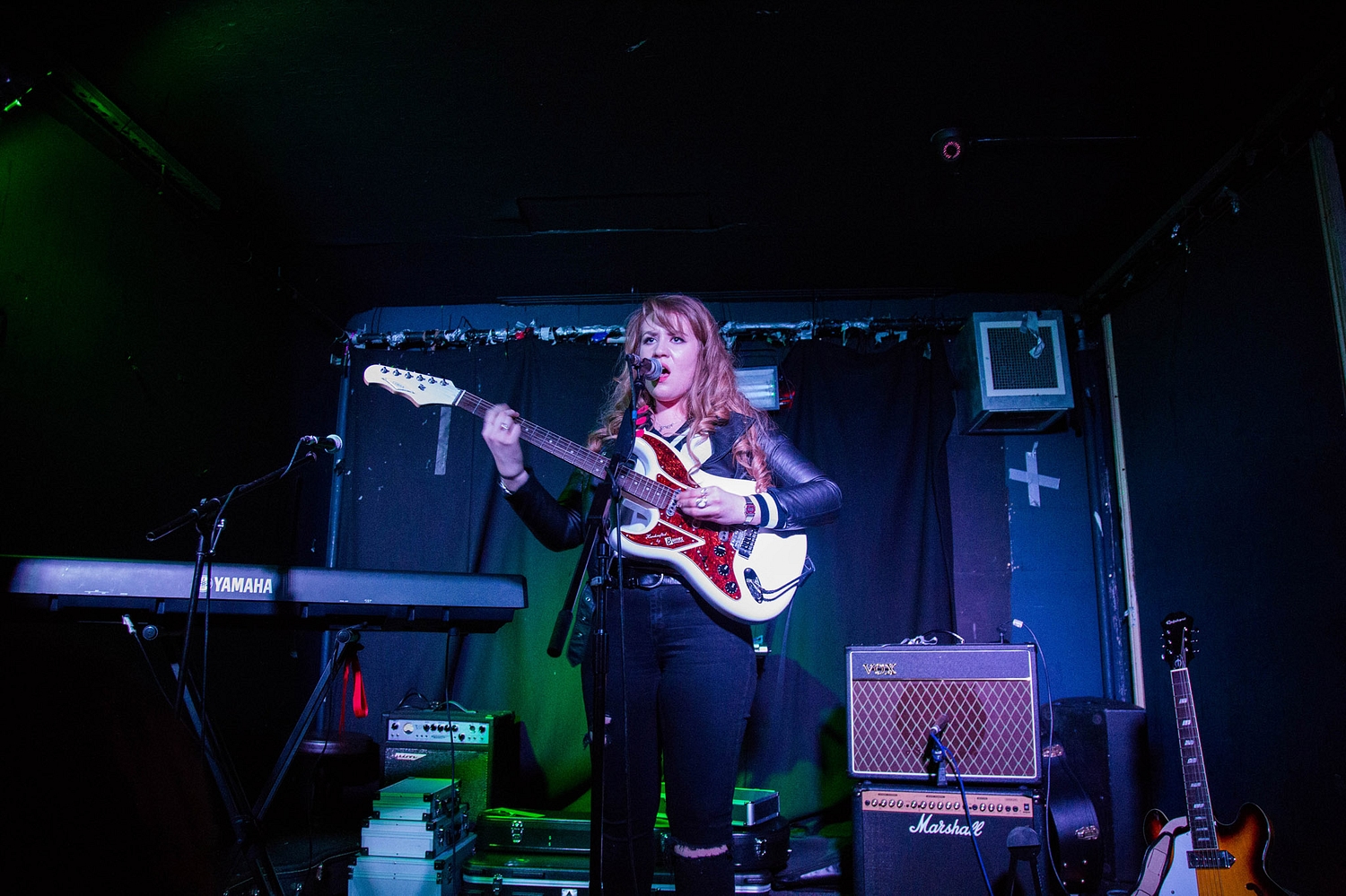Weyes Blood plays breathtaking DIY Presents show