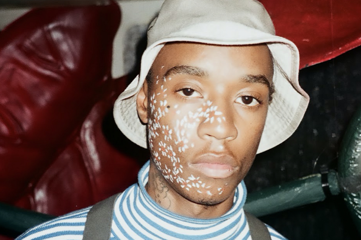 Rejjie Snow releases new track 'Mirrors'