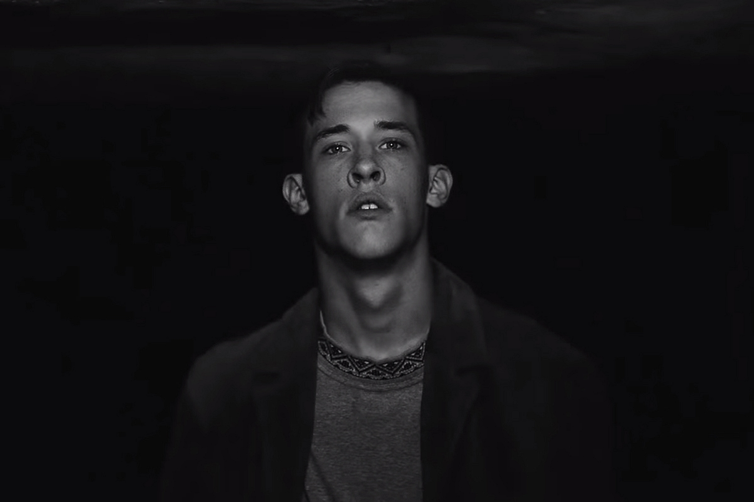 Rhodes unveils new video for ‘Breathe’