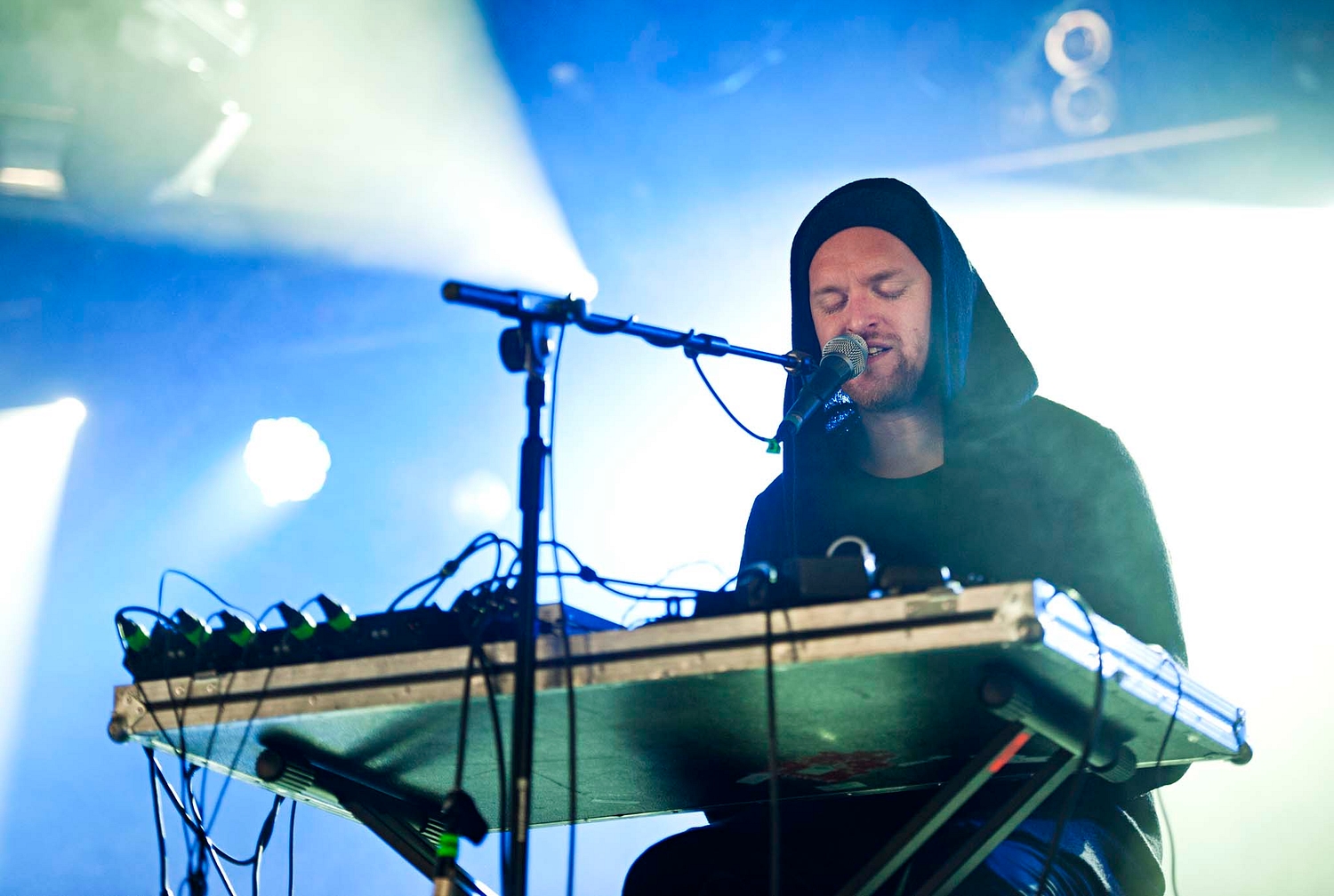 SOHN sets off 'Tremors' during Latitude 2014 set
