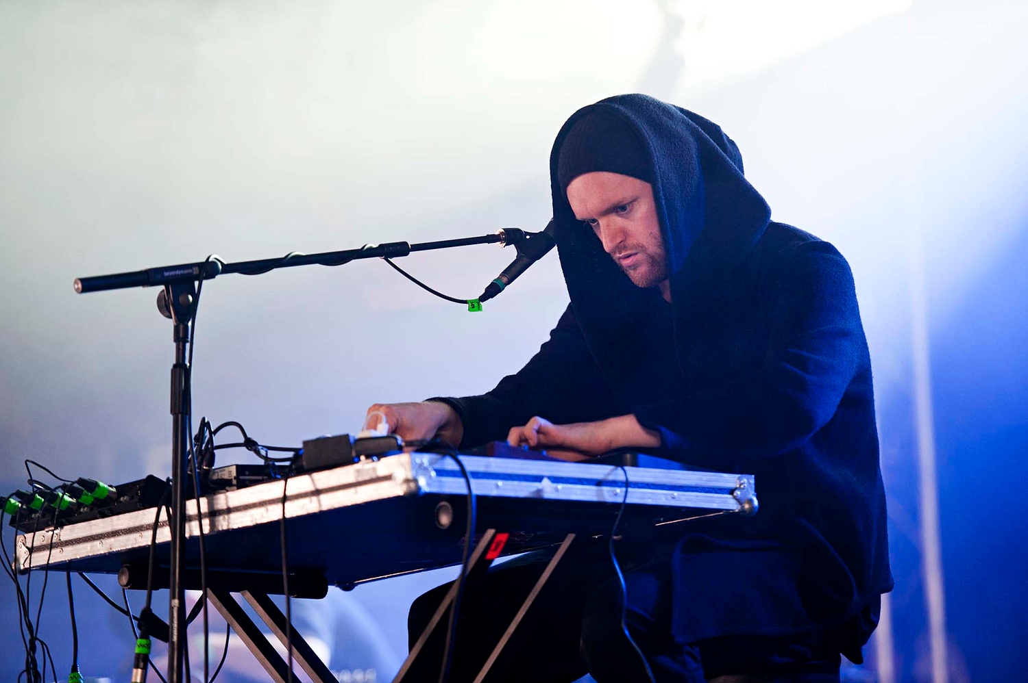 SOHN sets off 'Tremors' during Latitude 2014 set