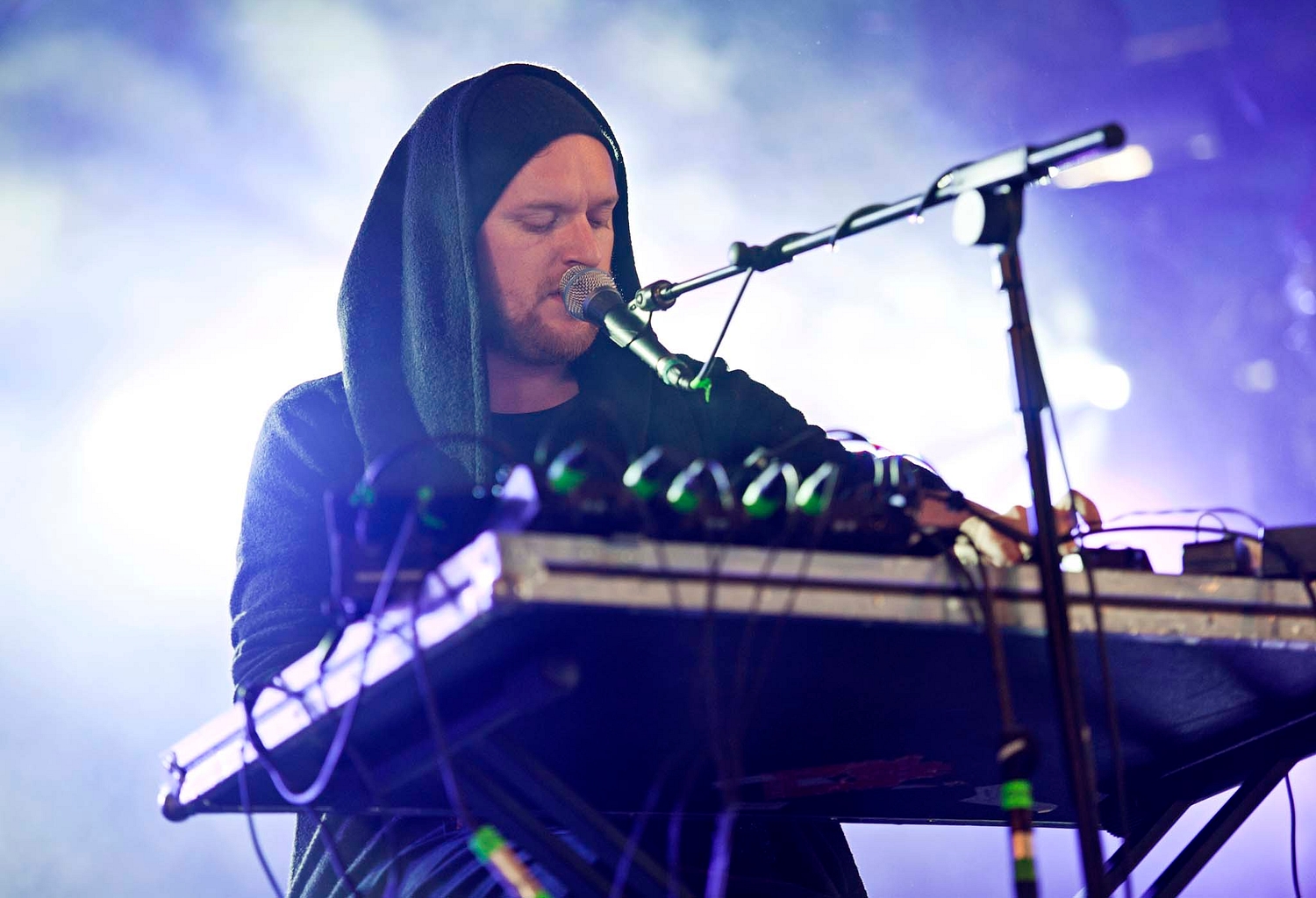 SOHN sets off 'Tremors' during Latitude 2014 set