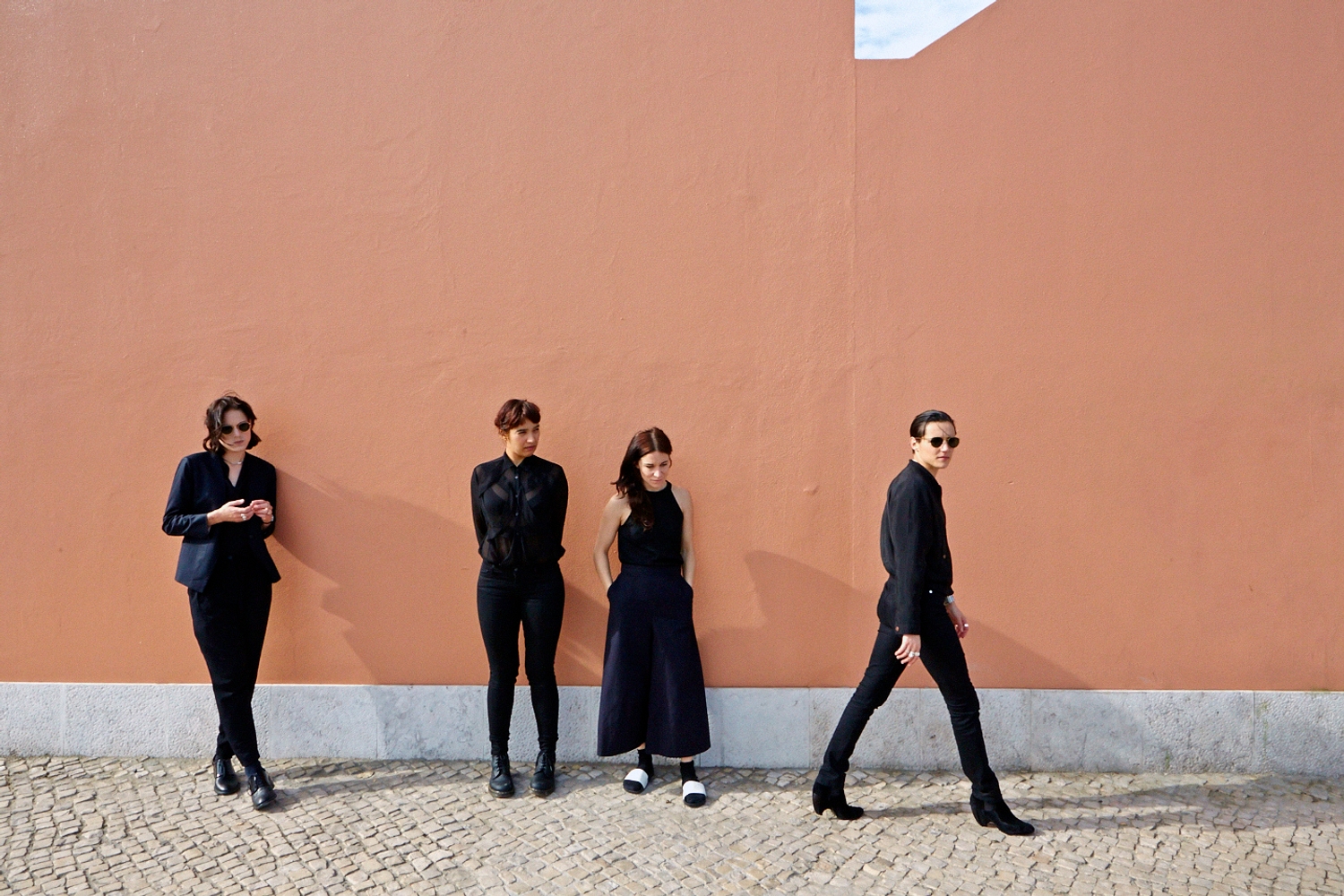 Savages cover Eagles of Death Metal at Paris show