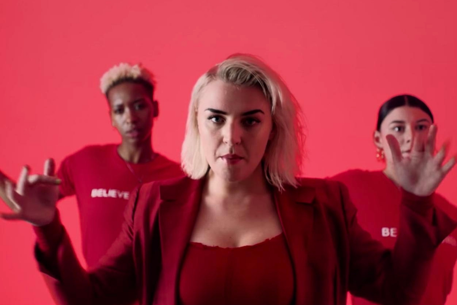 Self Esteem reveals ‘Rollout’ video