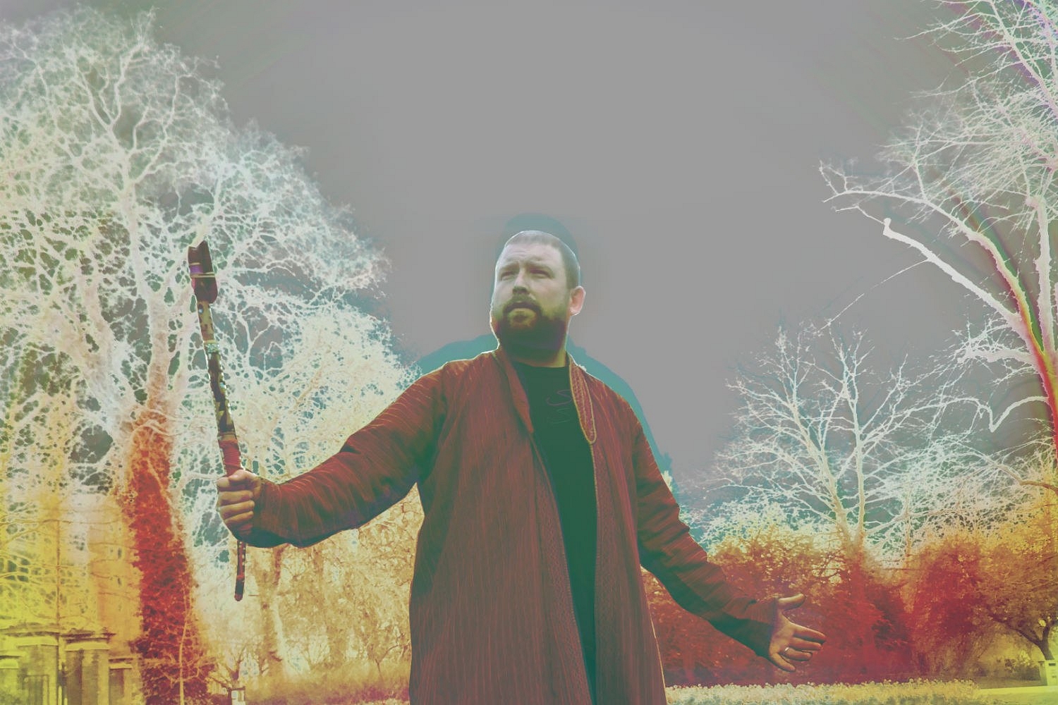 Selfie Boy (Raf Rundell from 2 Bears) strikes out with ‘Right Time’ video