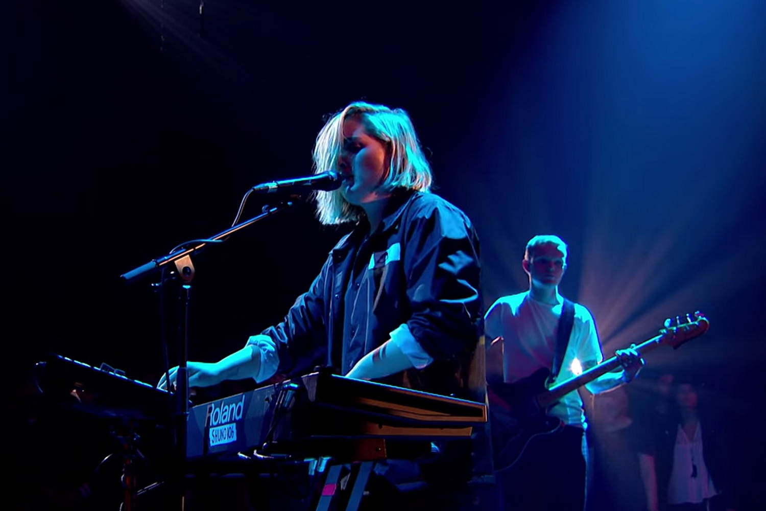 Shura, Joanna Newsom and Low play Jools Holland