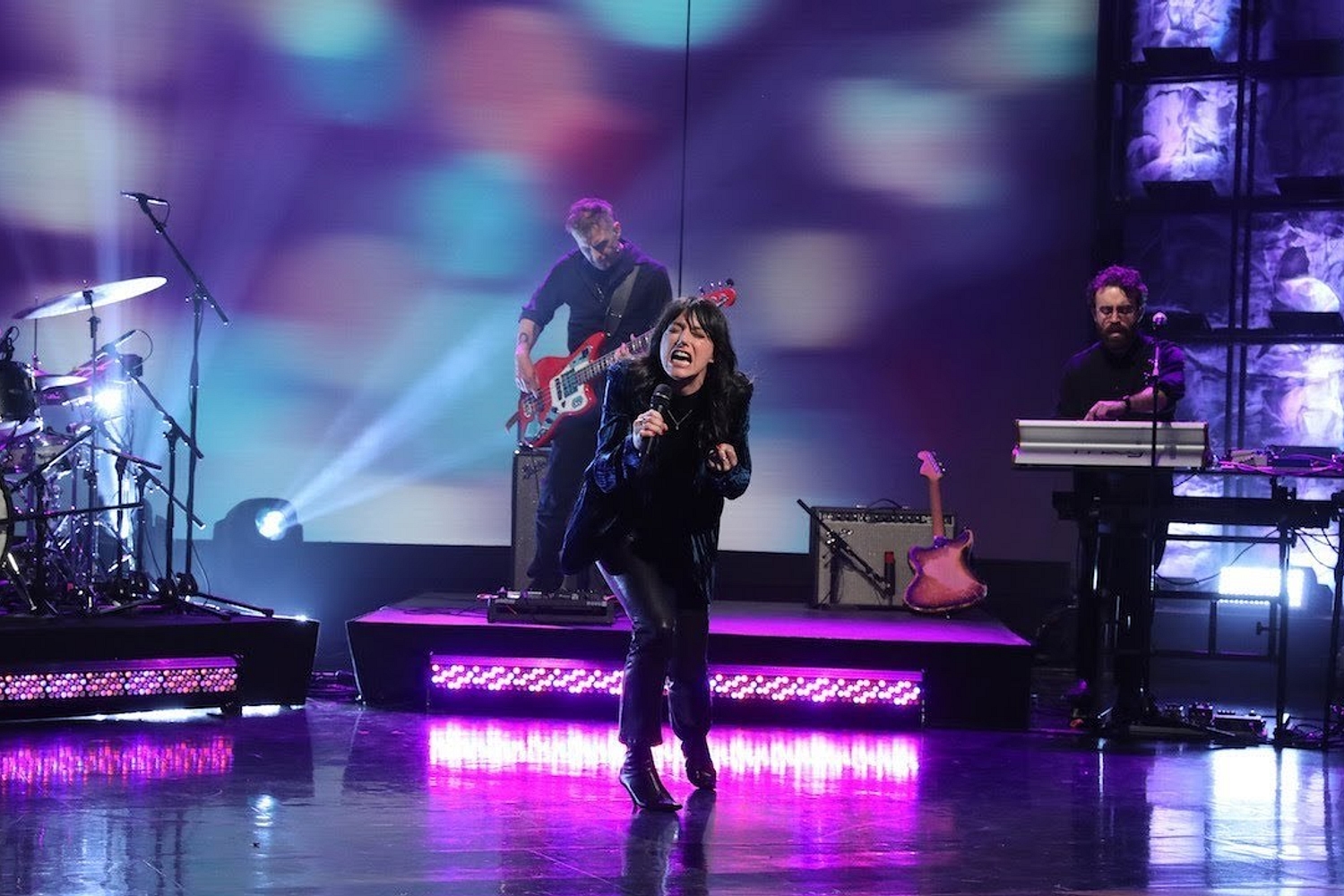 Watch Sharon Van Etten bring ‘Seventeen’ to Ellen