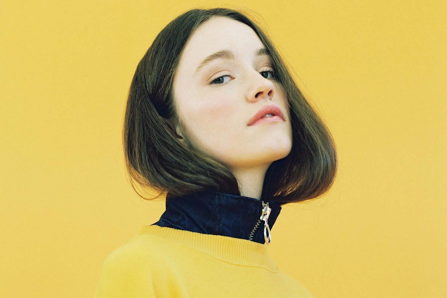 Sigrid shares explosive new track ‘Plot Twist’