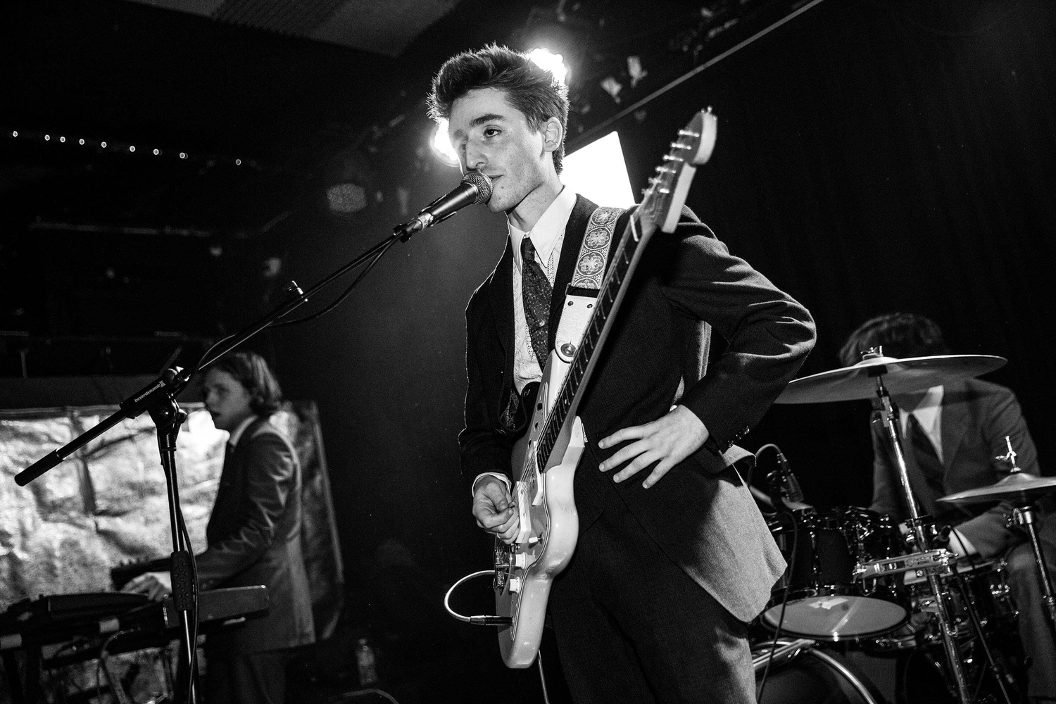 Crowdsurfers, mosh pits and general carnage are the order of the day at Yowl's celebratory Jäger Curtain Call headline show