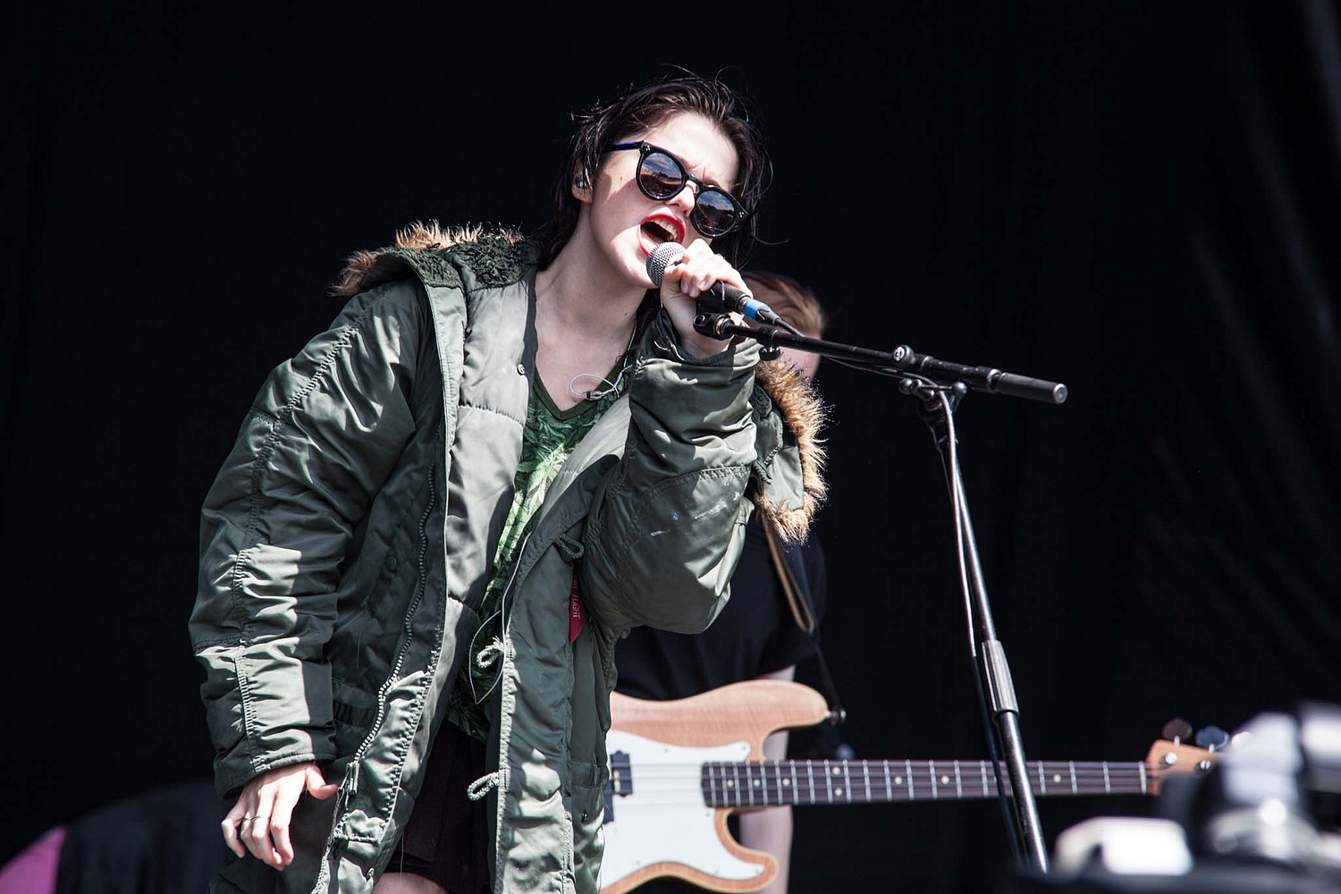 Sky Ferreira previews ‘Guardian’ single