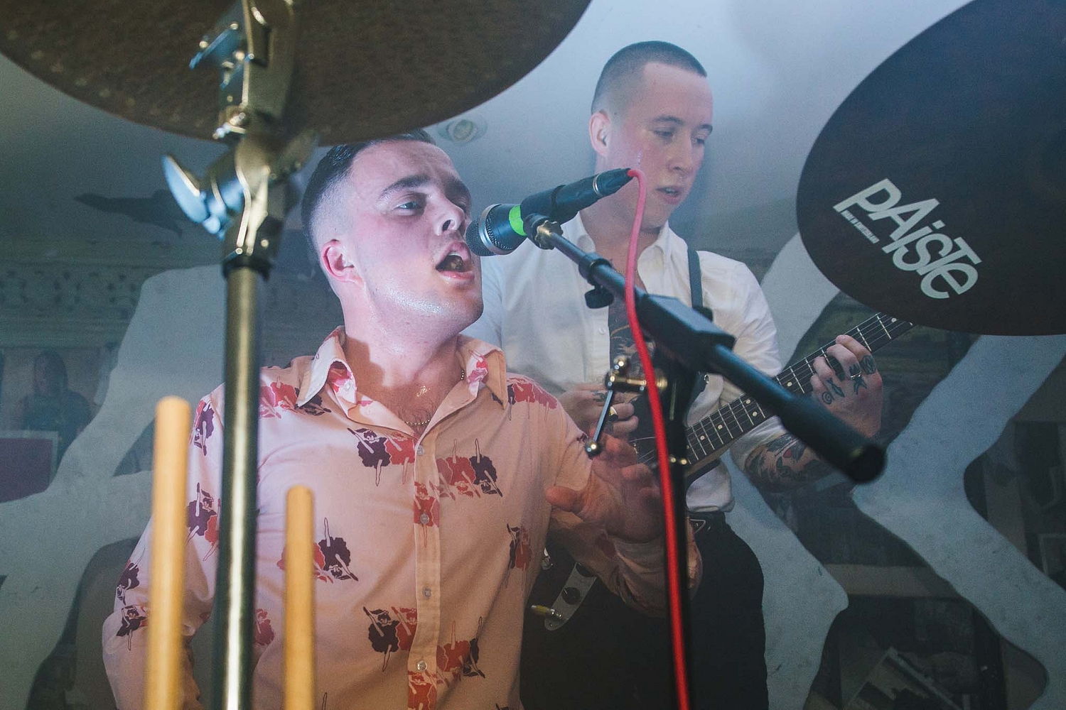 What Goes On Tour: Slaves