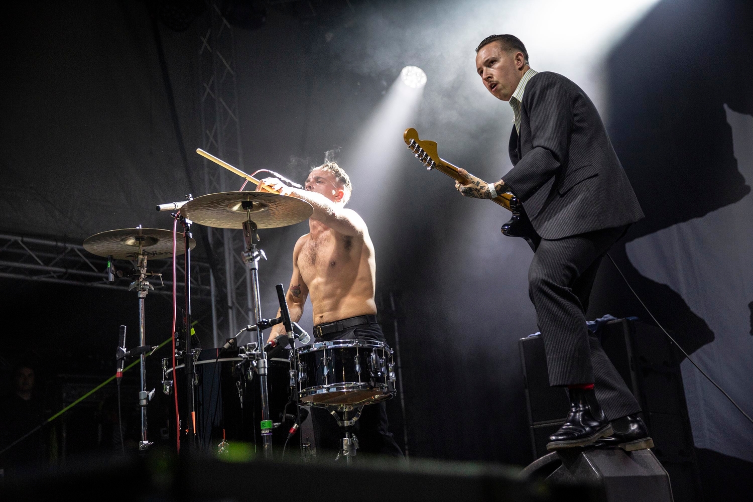 Slaves have announced a massive UK tour for this winter