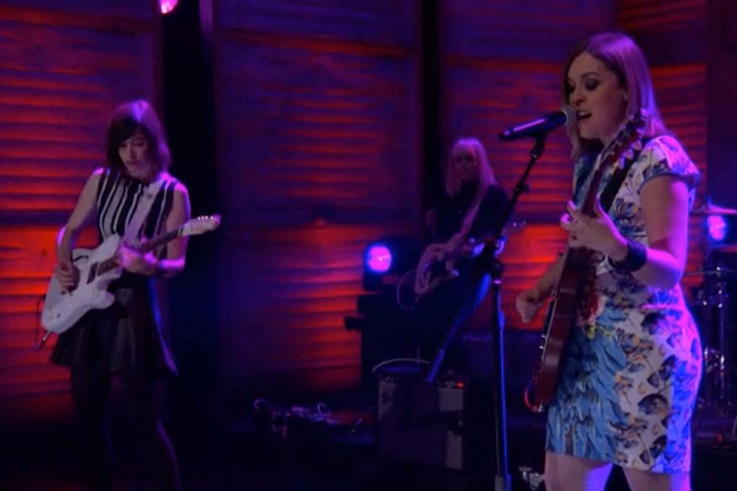 Sleater-Kinney take ‘Surface Envy’ to Conan