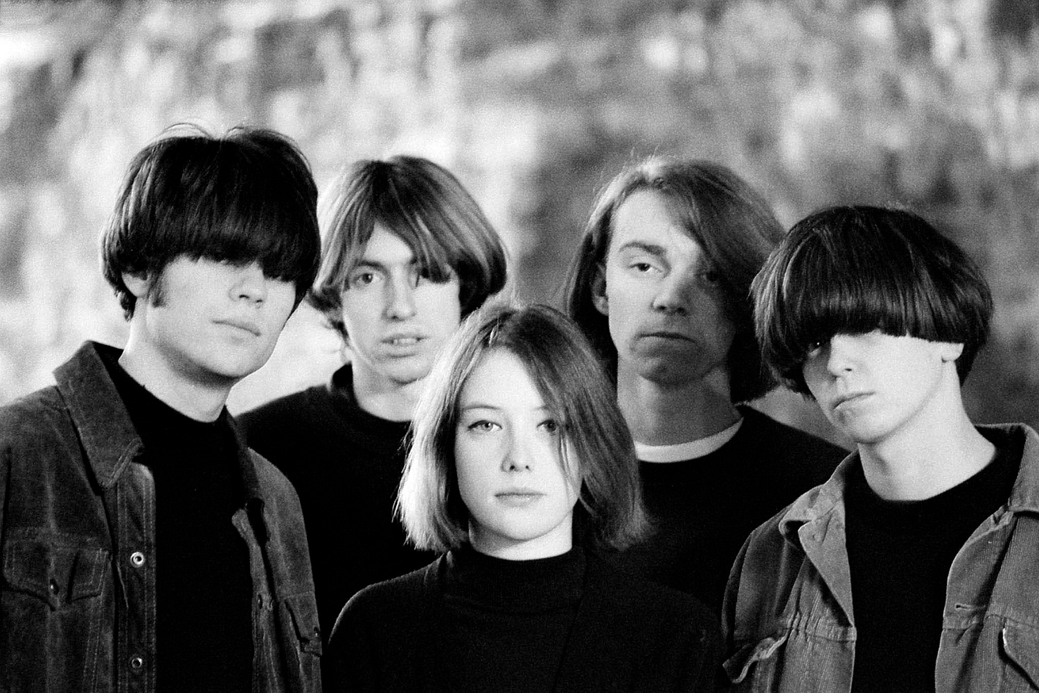Slowdive share live recording of debut EP track ‘Avalyn’