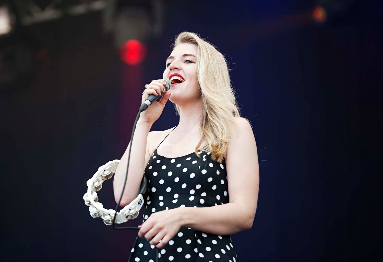 Slow Club open Obelisk Arena at Latitude 2014