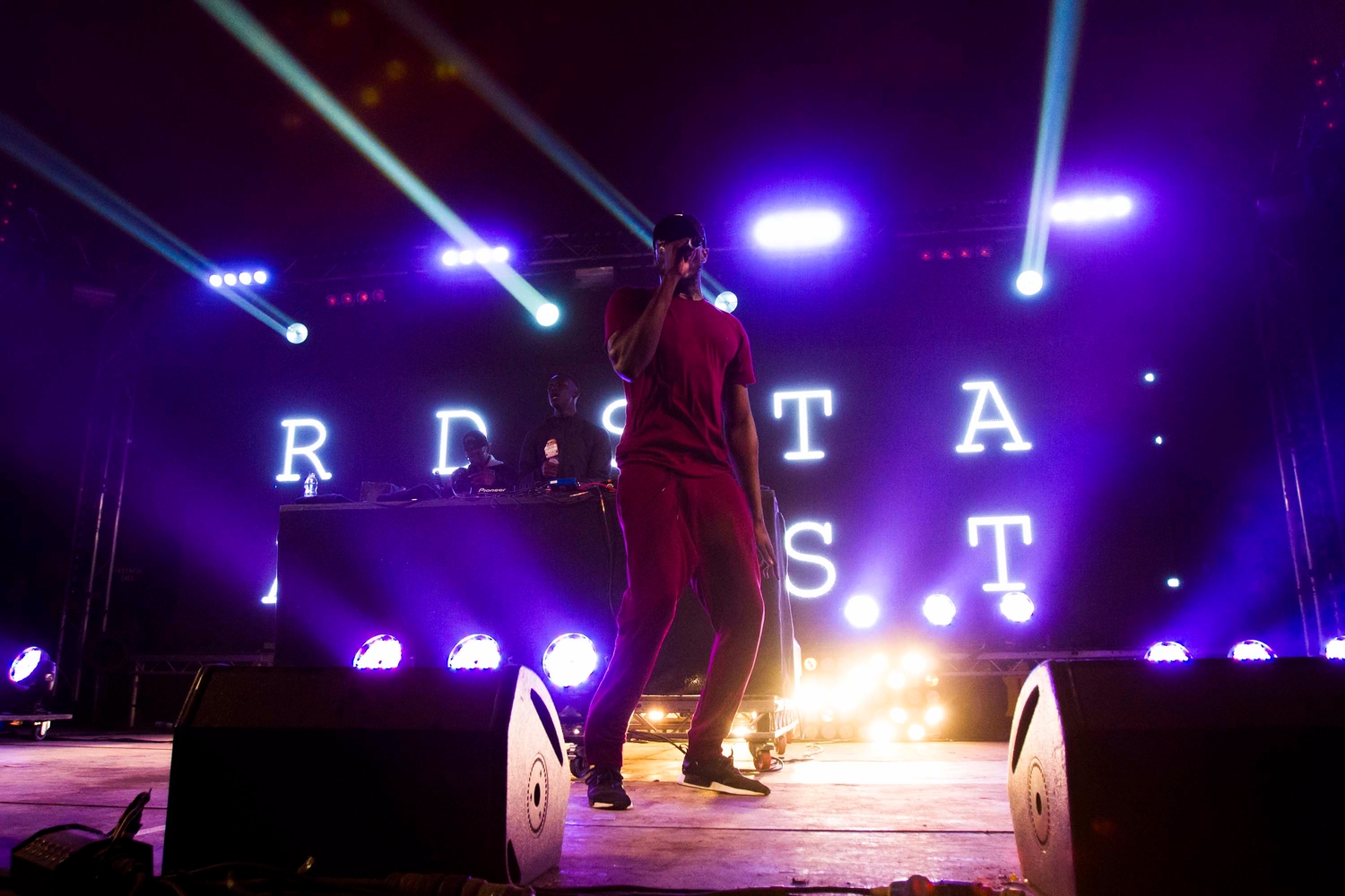 Stormzy draws a massive, manic crowd at Reading 2016