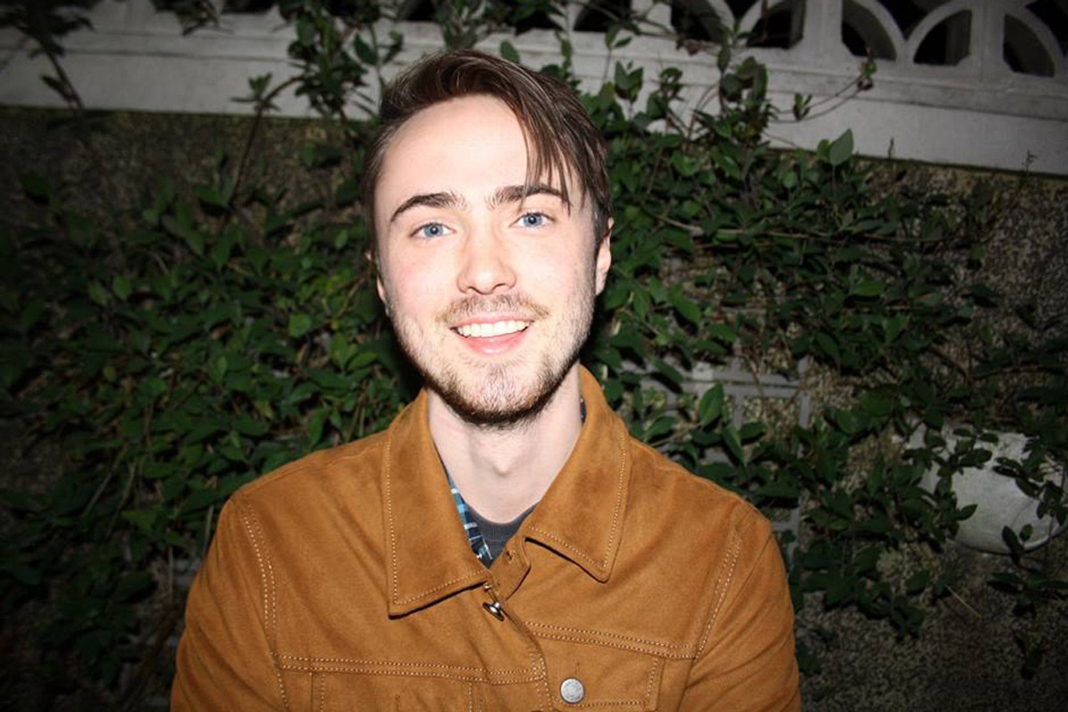 Sulky Boy unveils new single, ‘French Kiss’