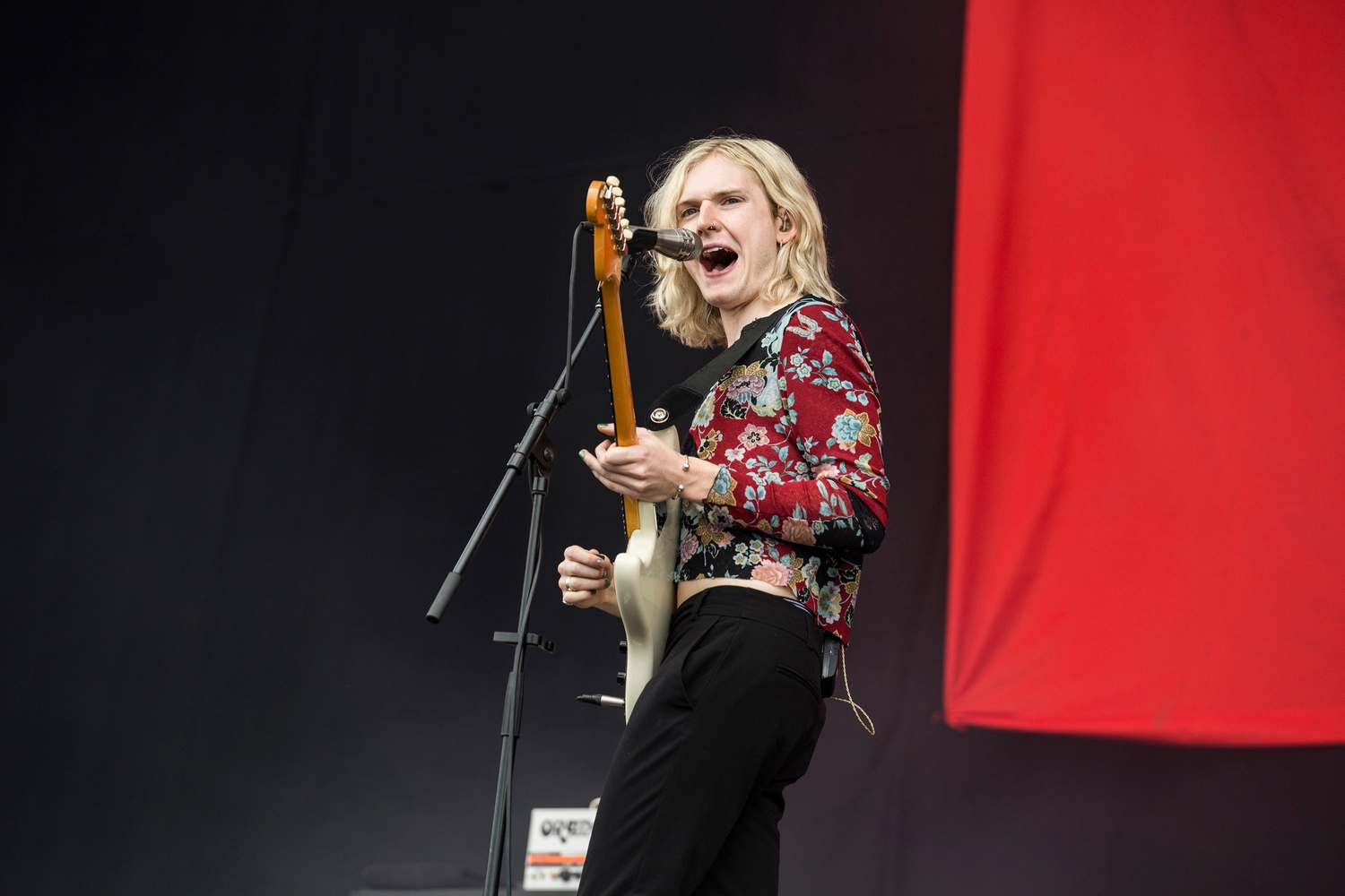 Local legends Sundara Karma shine on the Reading 2016 main stage