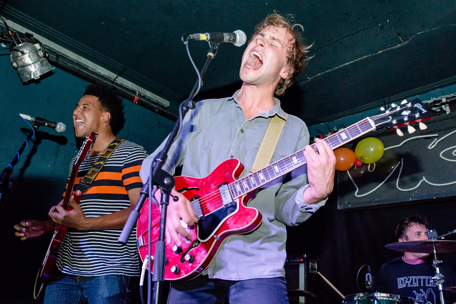 It's 'Bubbles' on and off stage for Superfood x DIY at The Old Blue Last