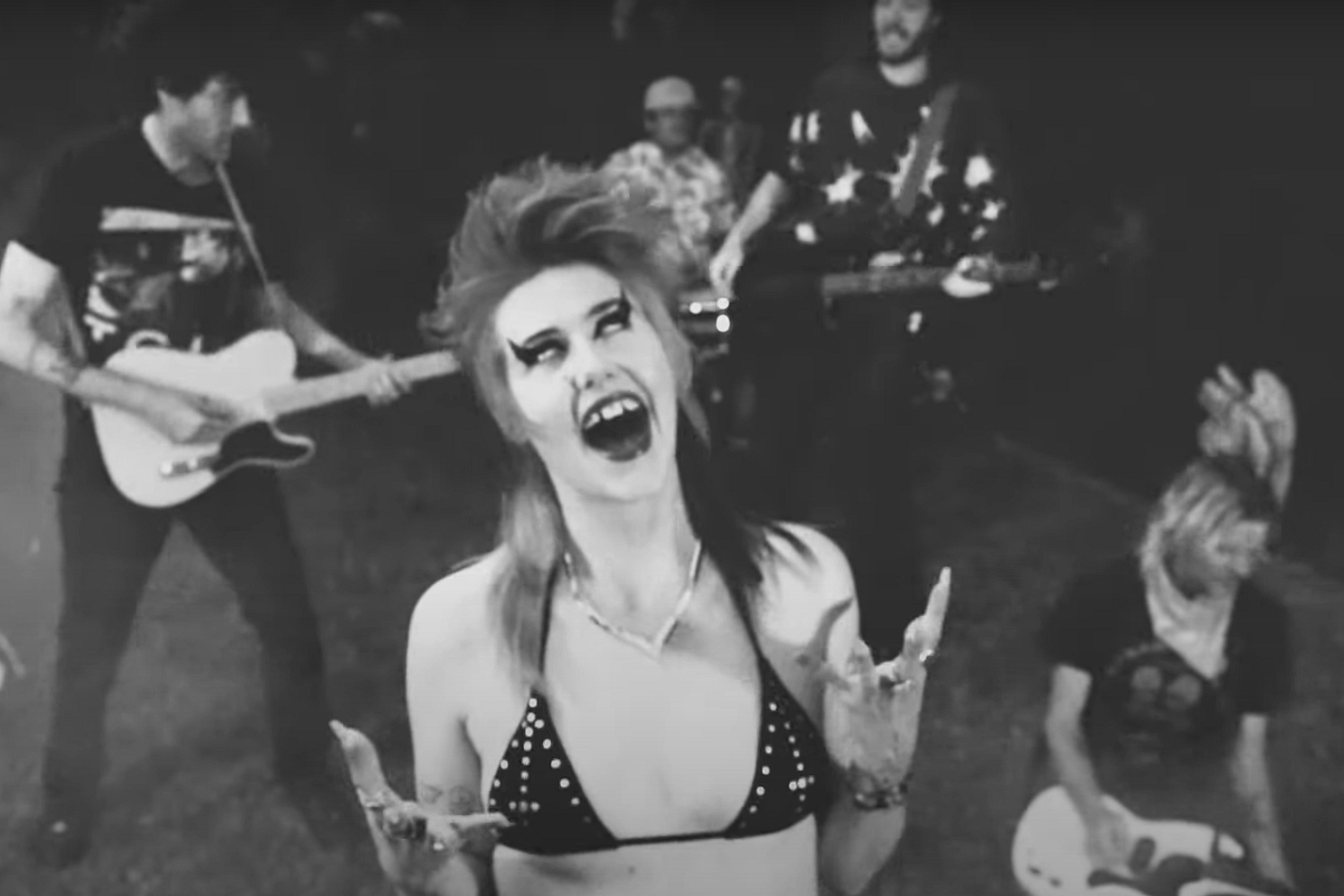 Surfbort get spooky on ‘Happy Happy Halloween’