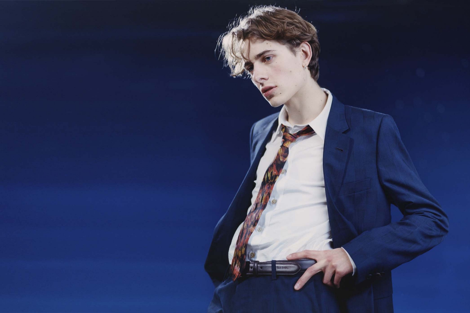 Watch Swim Deep turn models for Paul Smith