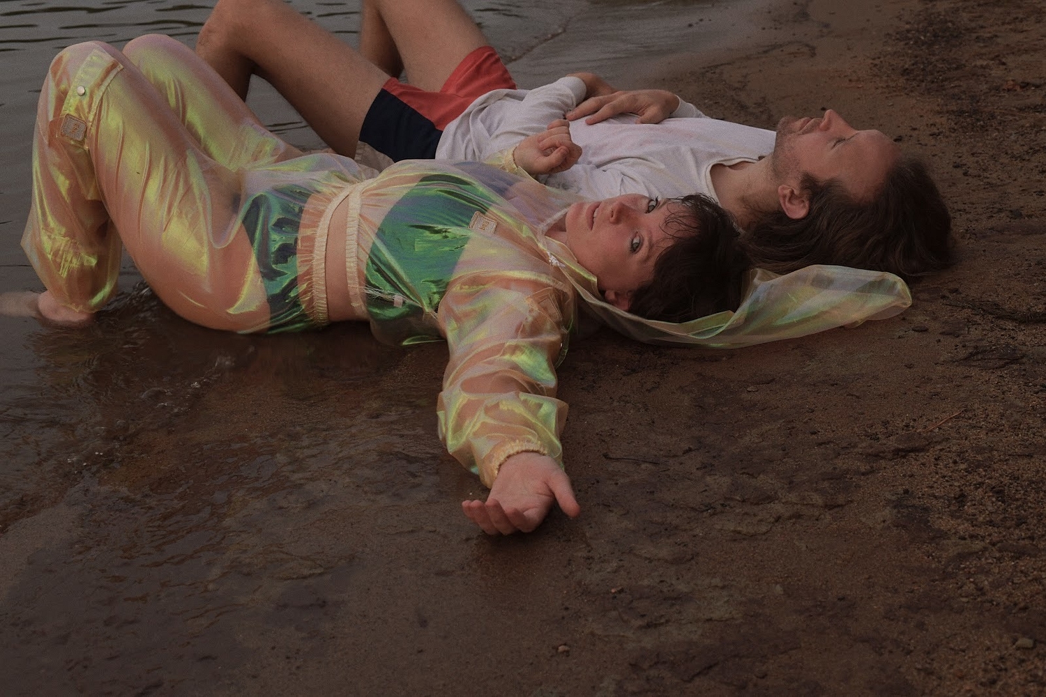 Sylvan Esso offer up new track ‘Free’