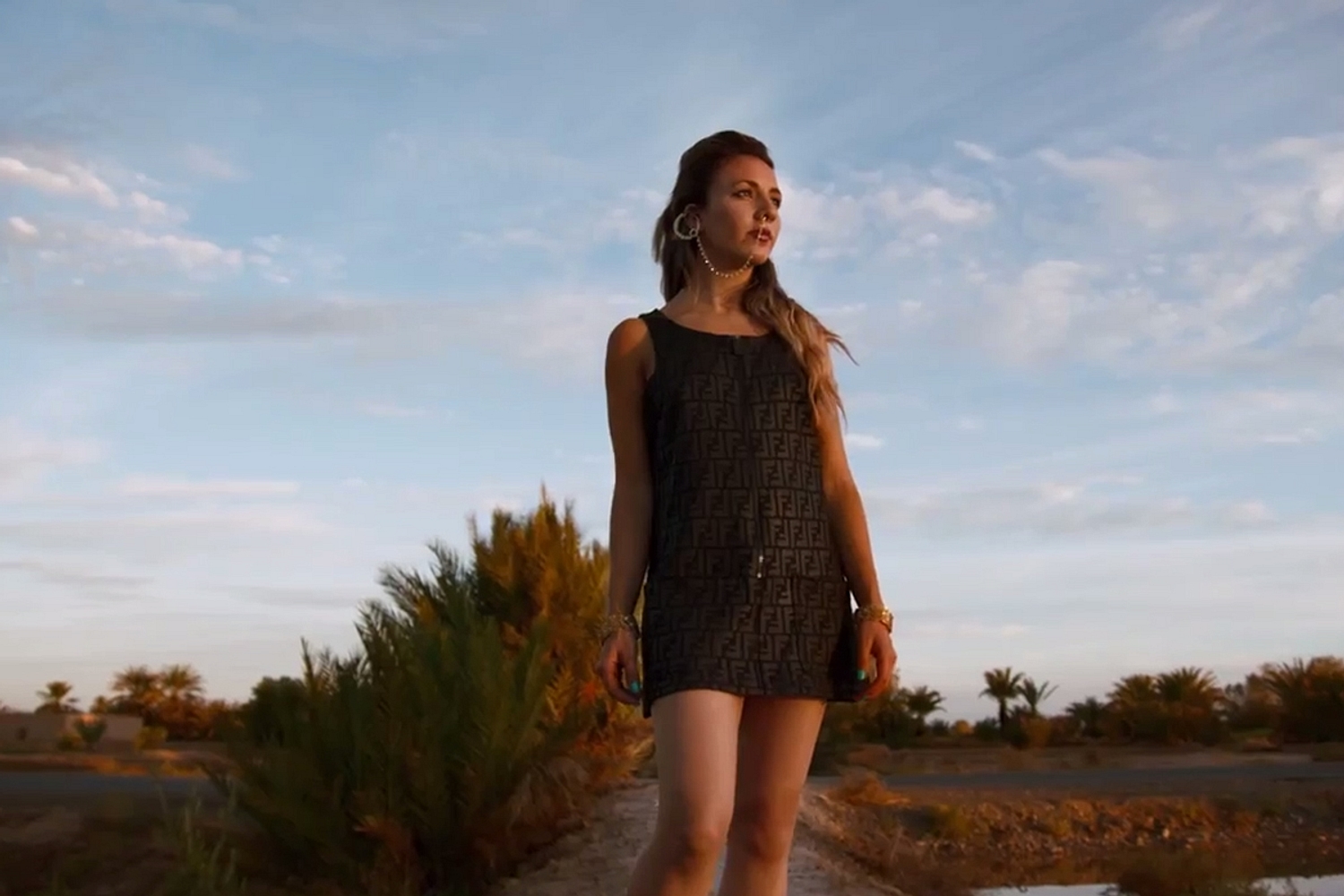 TĀLĀ reveals new video for ‘Alchemy’