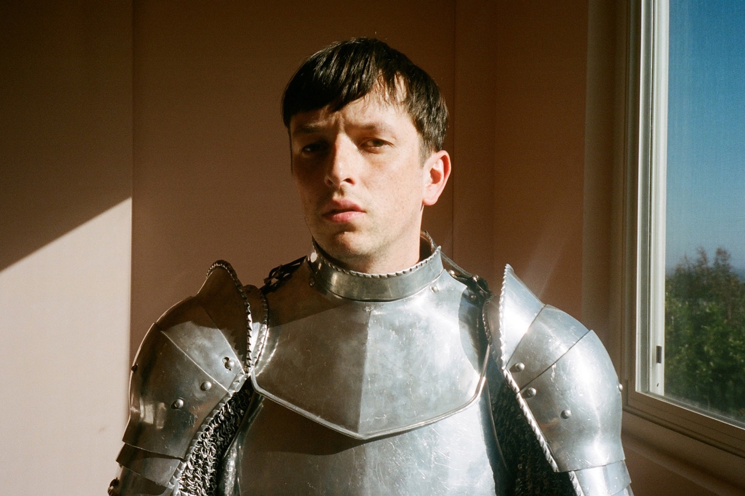 Listen to Totally Enormous Extinct Dinosaurs’ new track ‘Body Move’
