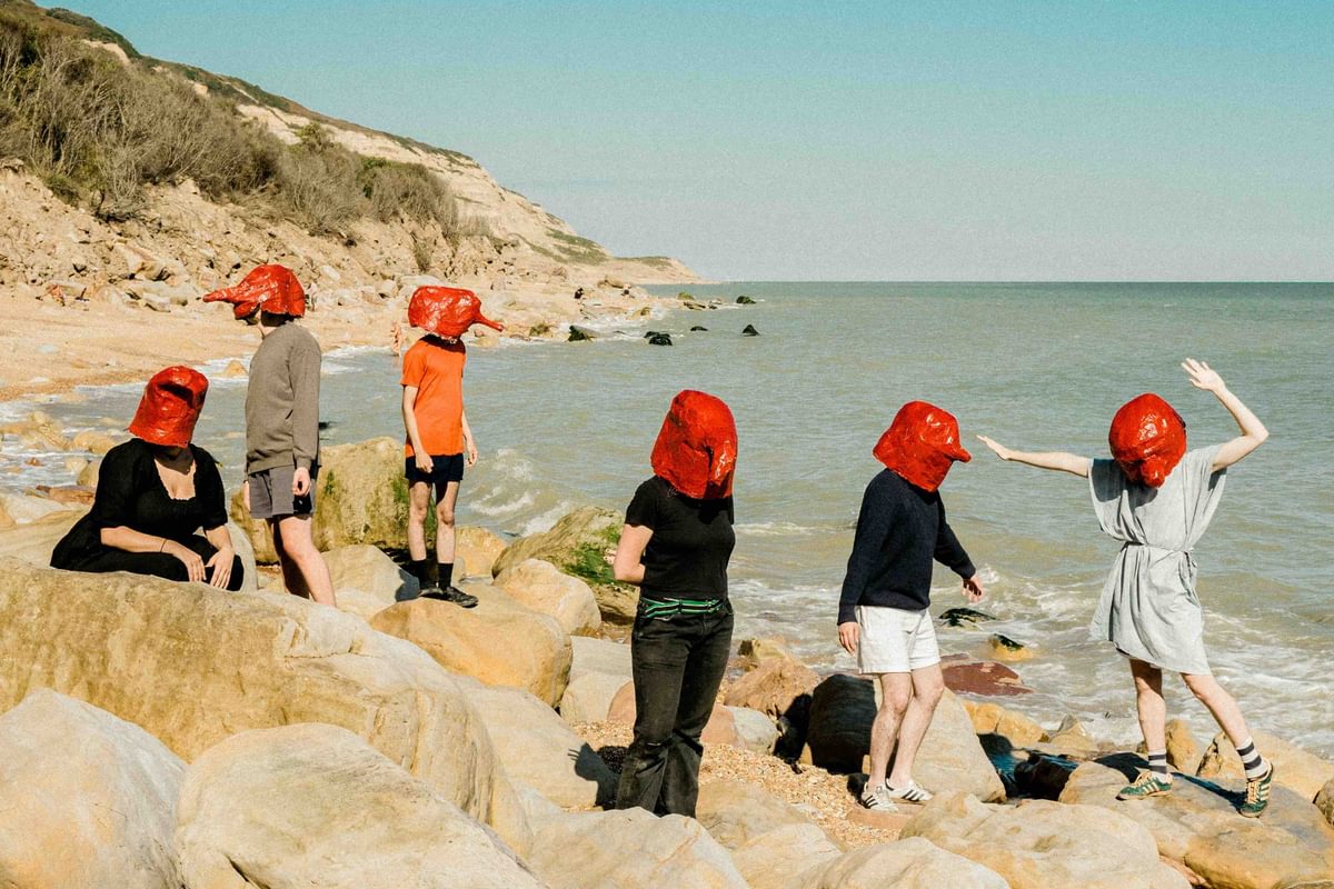 The Neu Bulletin (Tapir!, She's In Parties, LIA LIA and more!) - Vimarsana News