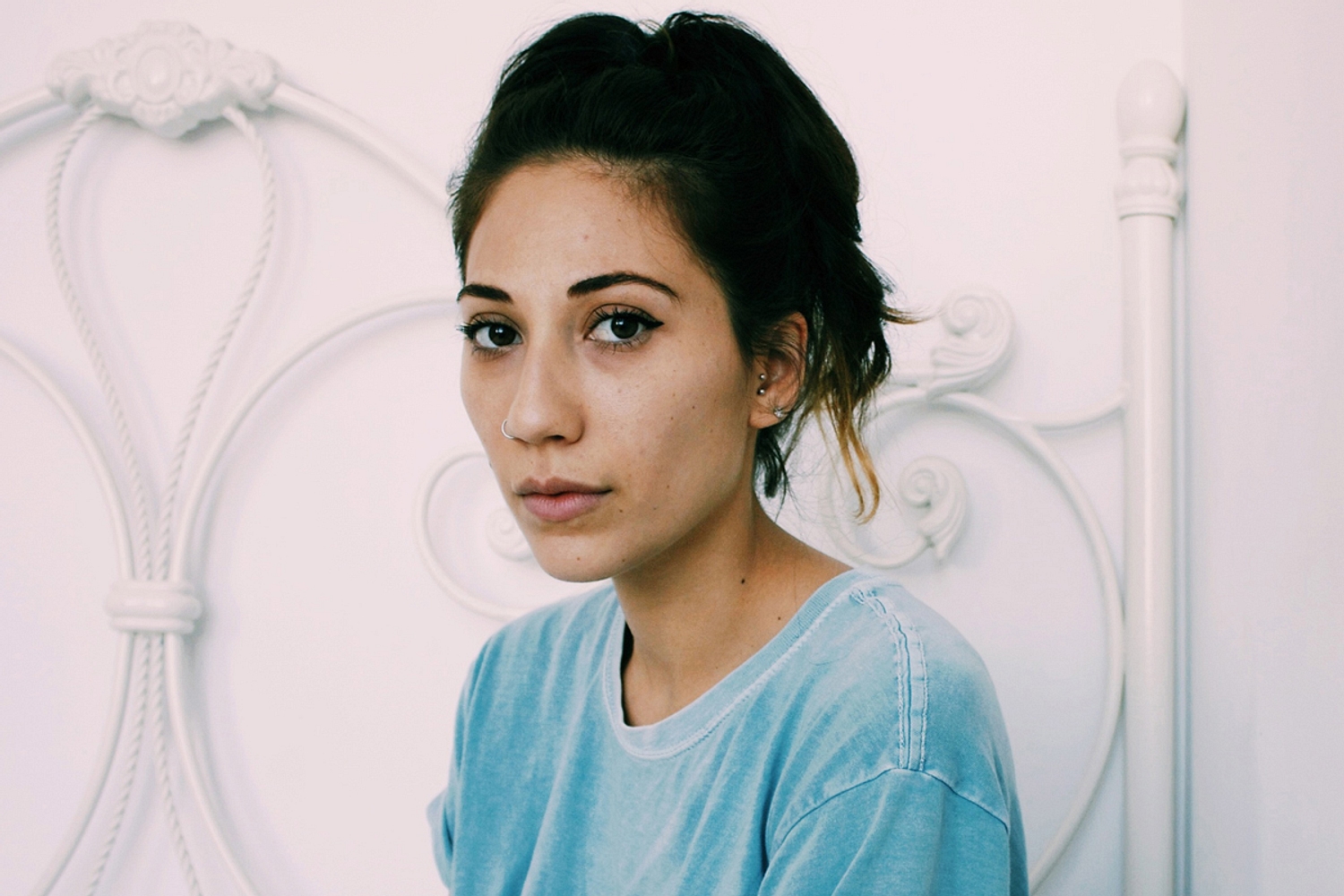 Tei Shi unveils ‘See Me’ single, produced by Glass Animals’ Dave Bayley