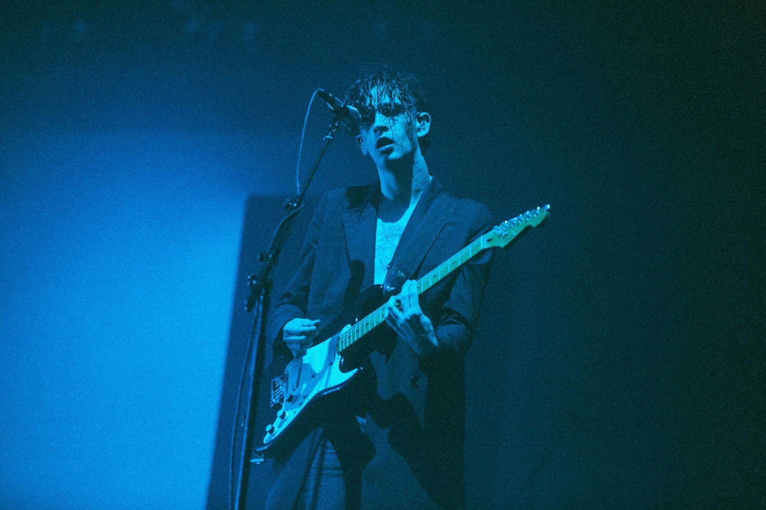 The 1975 are planning some “very very small shows”